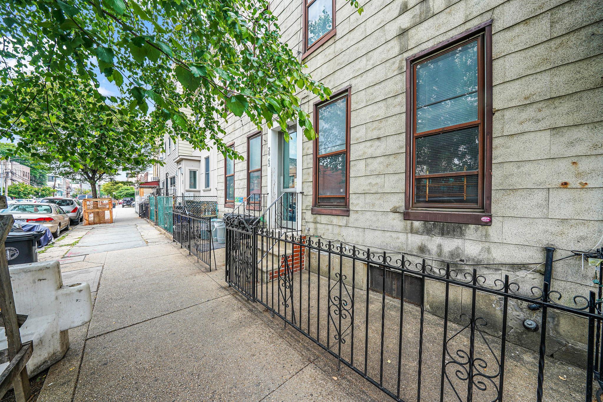 Commercial Sale 14th  Queens, NY 11102, MLS-873506-3