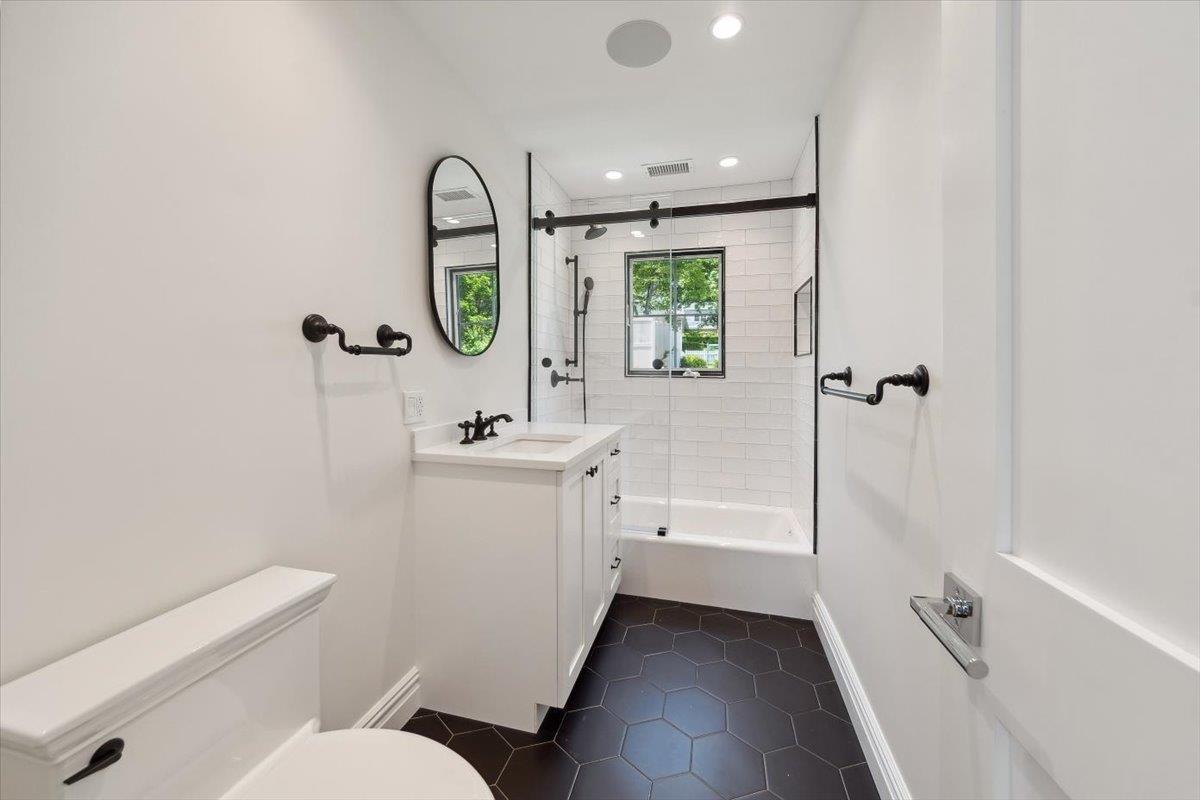Single Family Alpine  Westchester County, NY 10710, MLS-873509-11