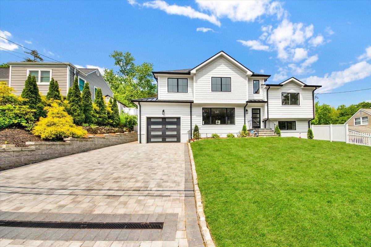 Single Family Alpine  Westchester County, NY 10710, MLS-873509-2