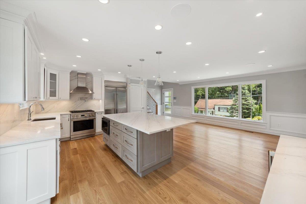 Single Family Alpine  Westchester County, NY 10710, MLS-873509-7