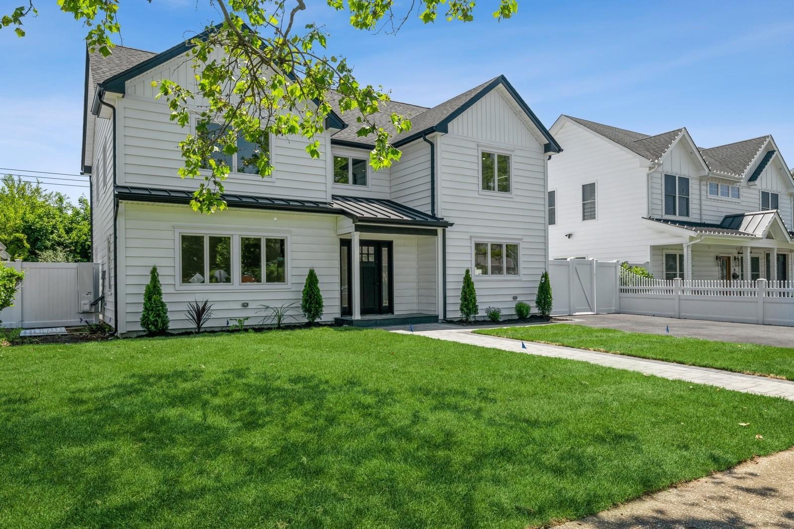 Single Family Valley  Nassau County, NY 11756, MLS-873510-2