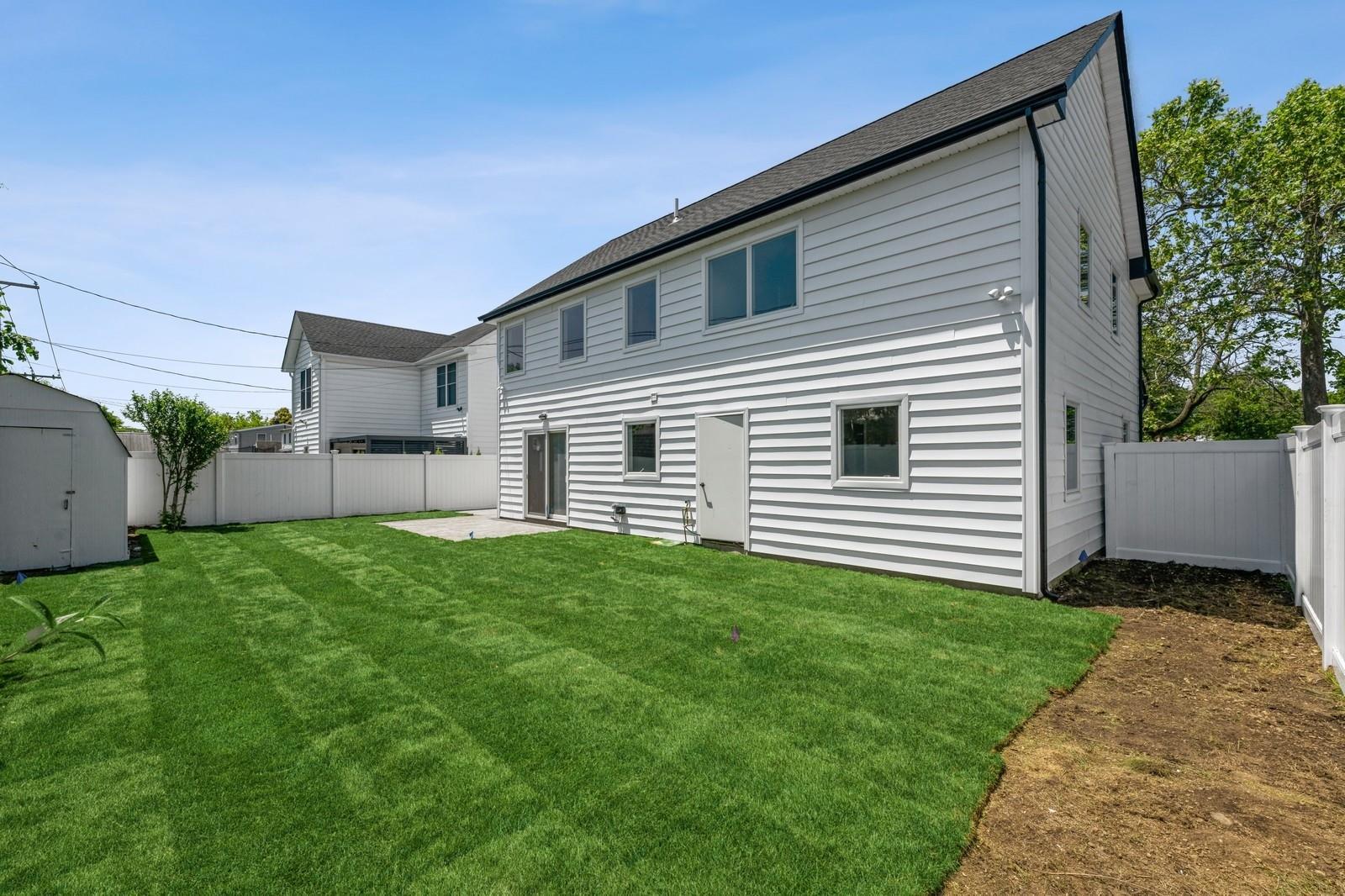 Single Family Valley  Nassau County, NY 11756, MLS-873510-32