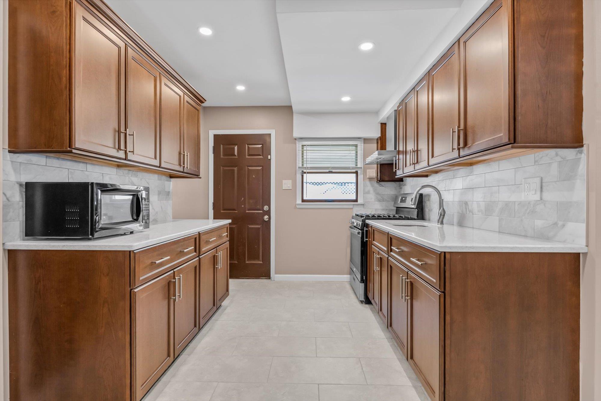 Single Family 270th  Queens, NY 11040, MLS-873548-15