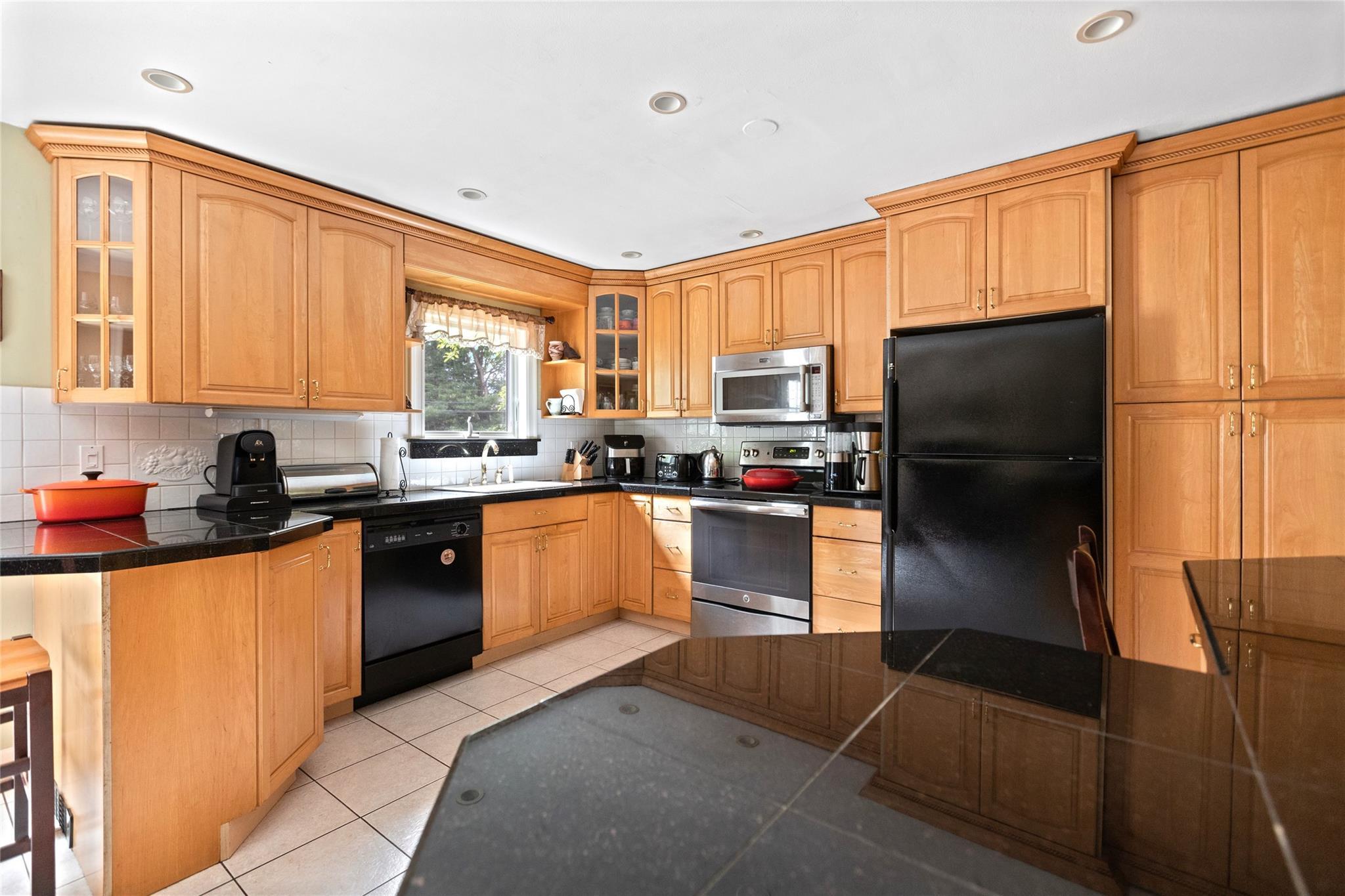 Single Family Kinsella  Suffolk County, NY 11746, MLS-873554-12