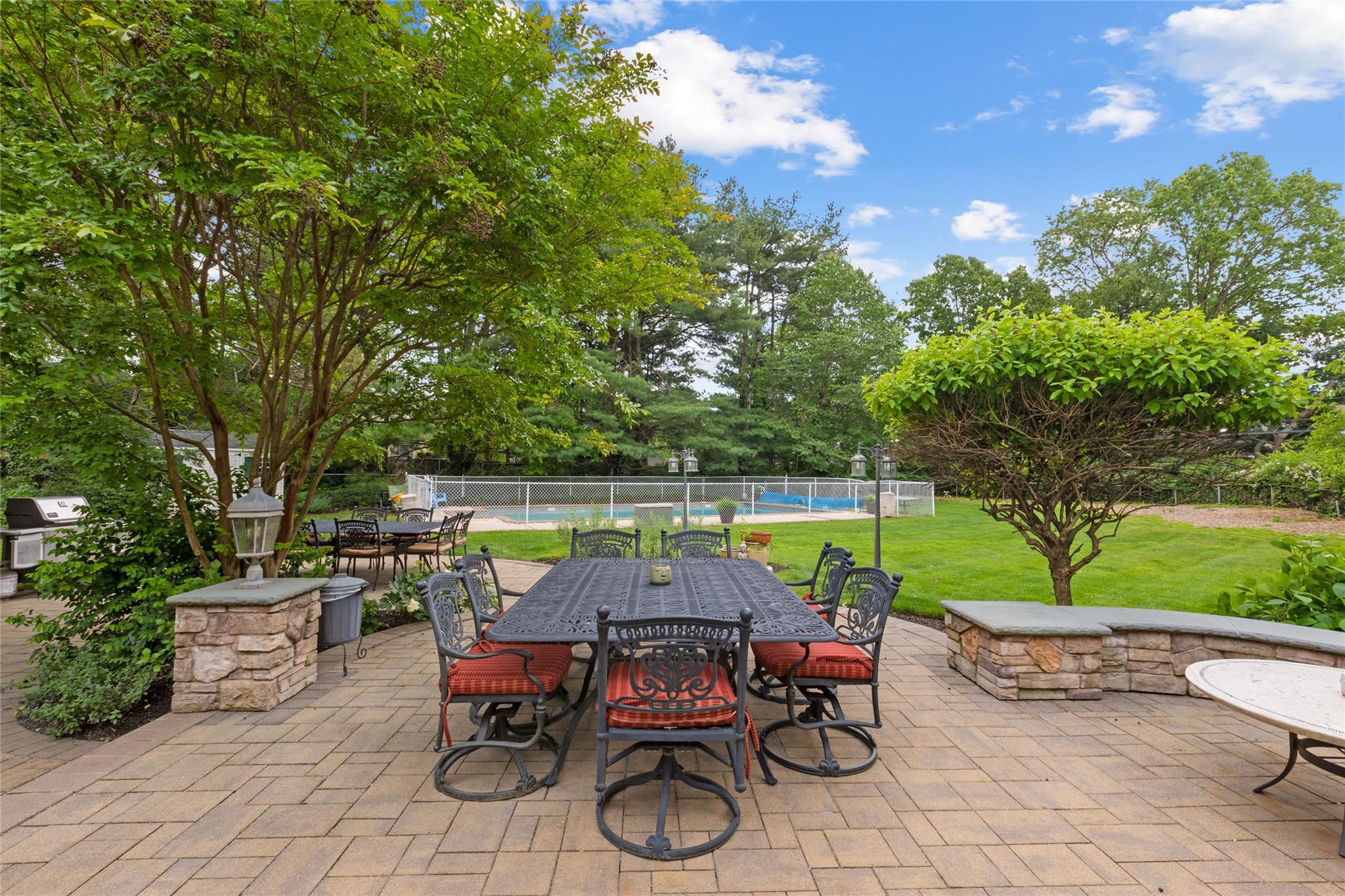Single Family Kinsella  Suffolk County, NY 11746, MLS-873554-24