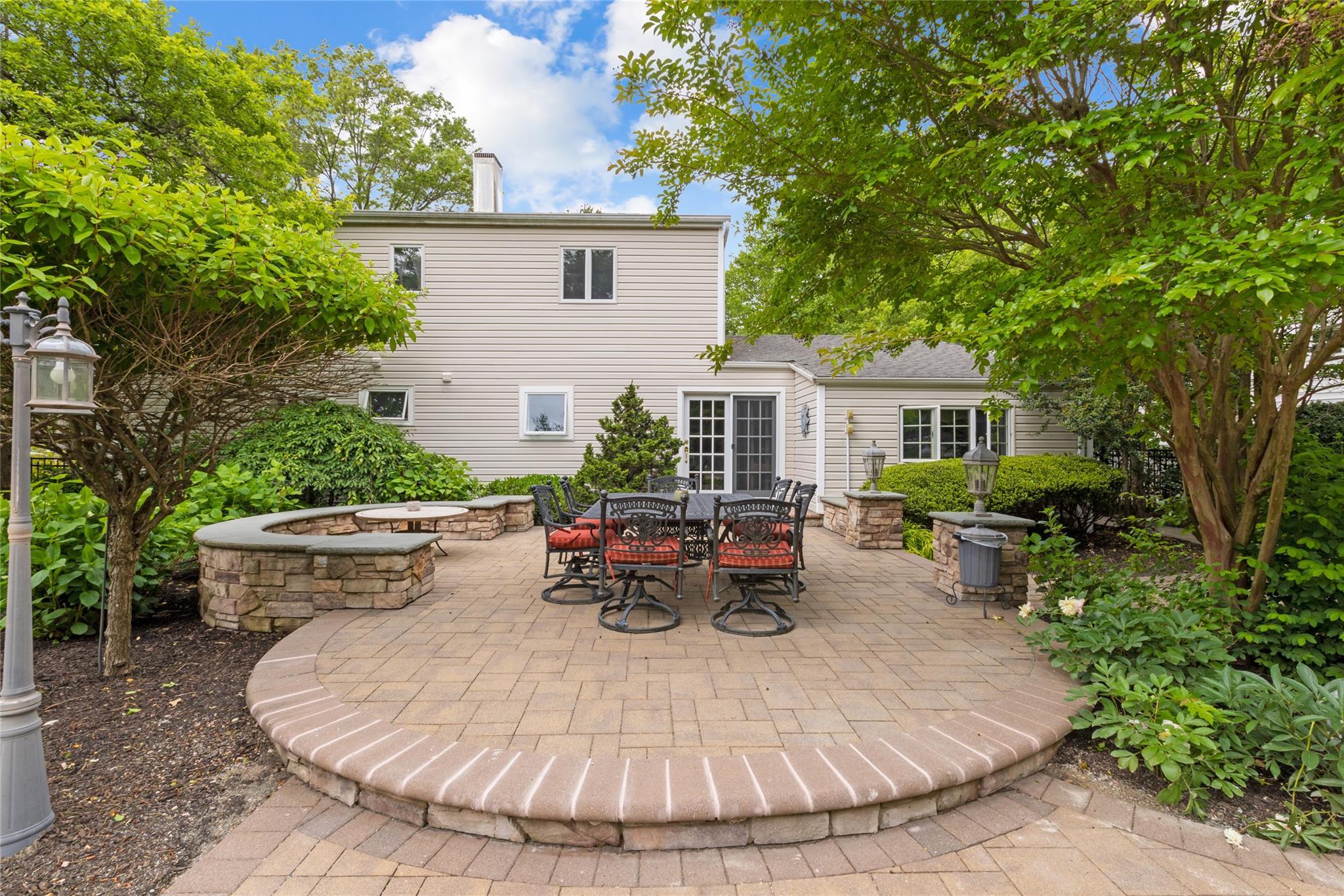 Single Family Kinsella  Suffolk County, NY 11746, MLS-873554-27