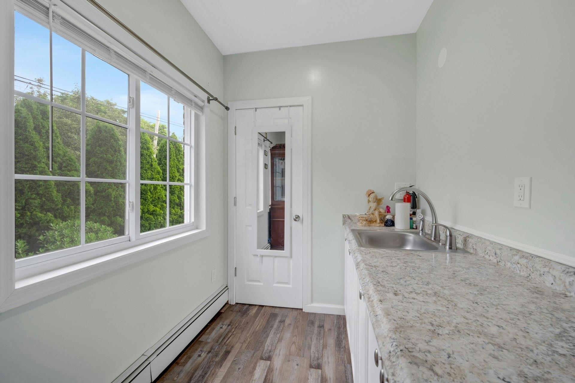 Single Family Pelhamside  Westchester County, NY 10801, MLS-873556-16