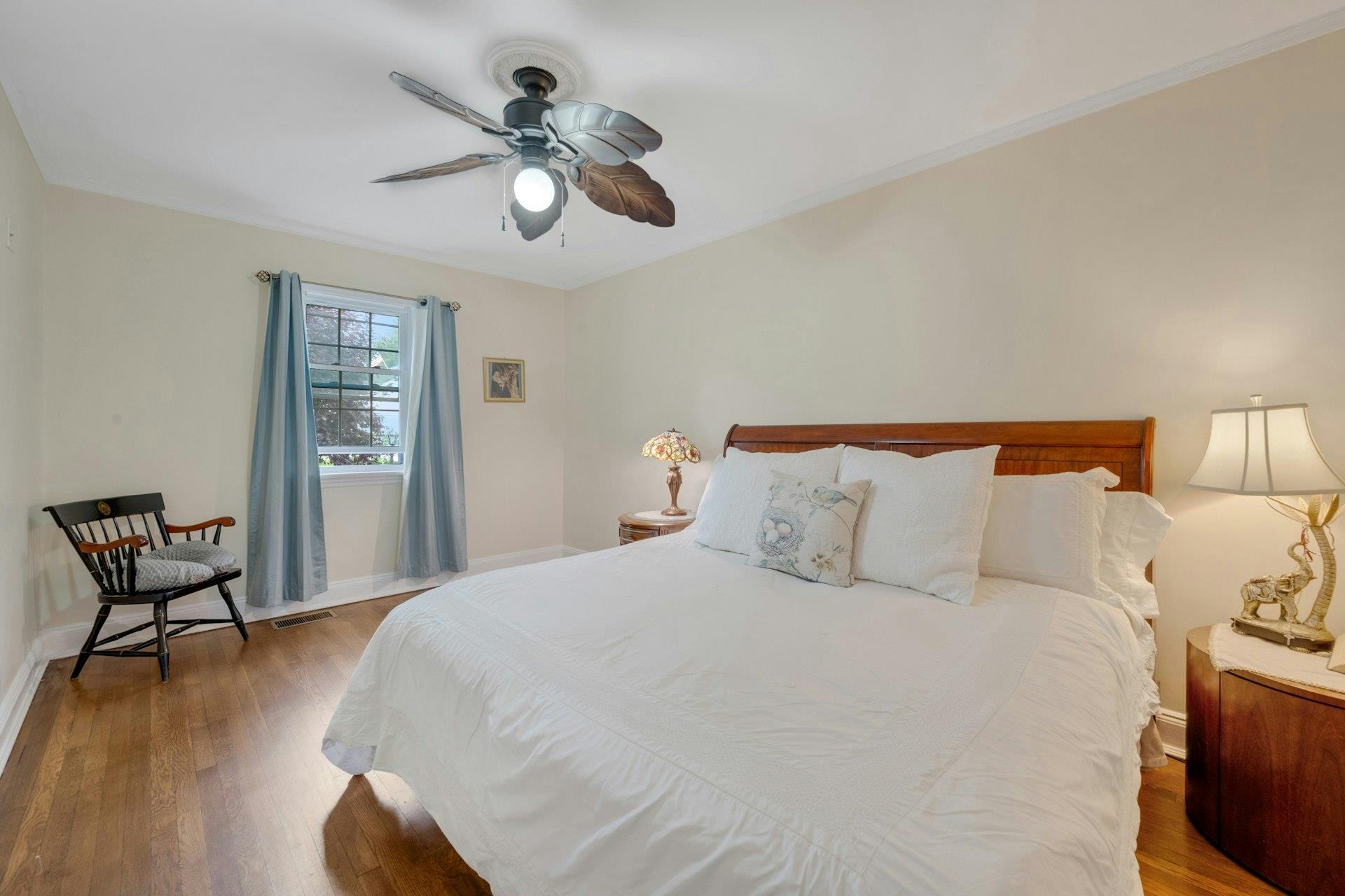 Single Family Pelhamside  Westchester County, NY 10801, MLS-873556-18