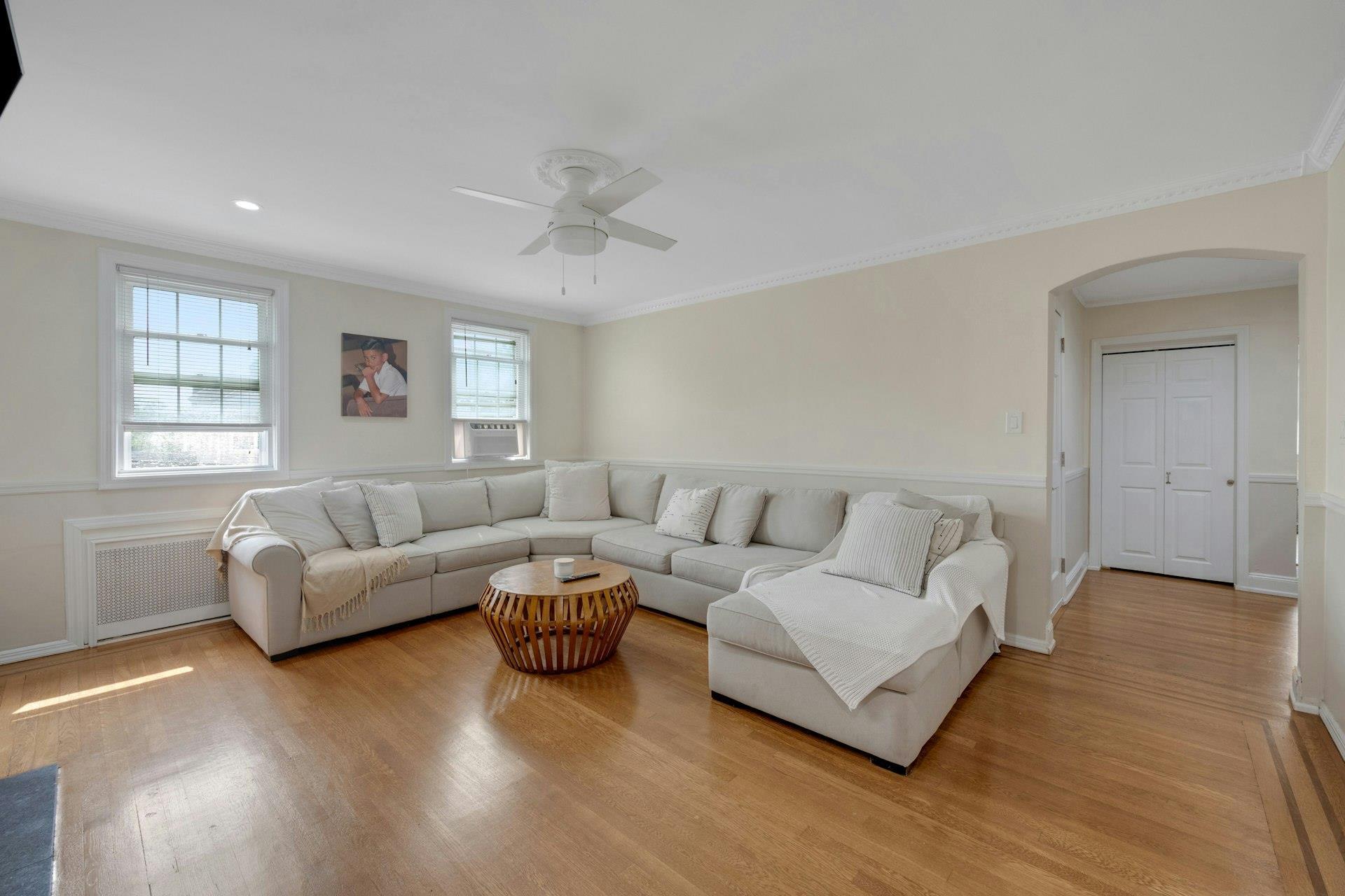 Single Family Pelhamside  Westchester County, NY 10801, MLS-873556-26