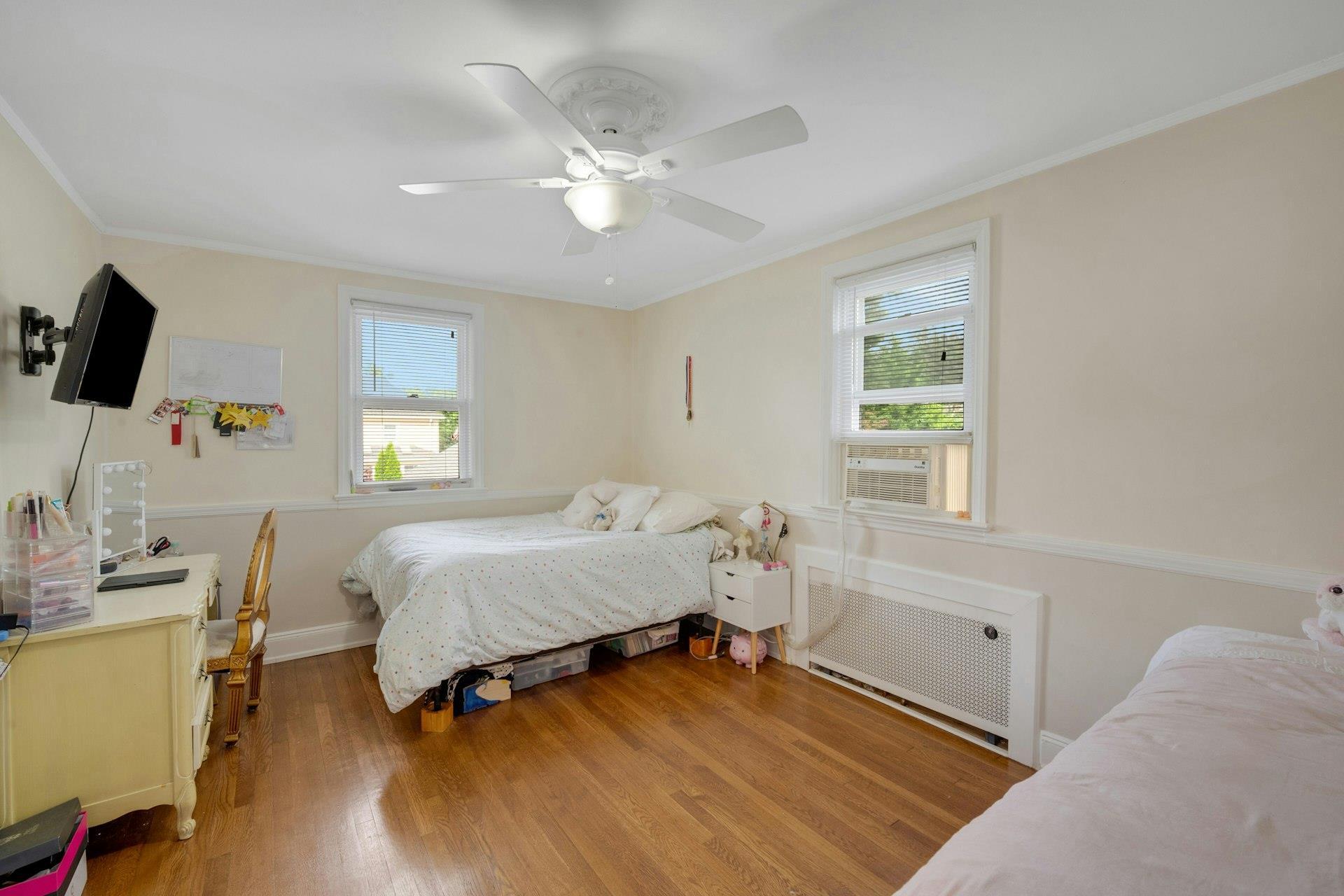 Single Family Pelhamside  Westchester County, NY 10801, MLS-873556-32