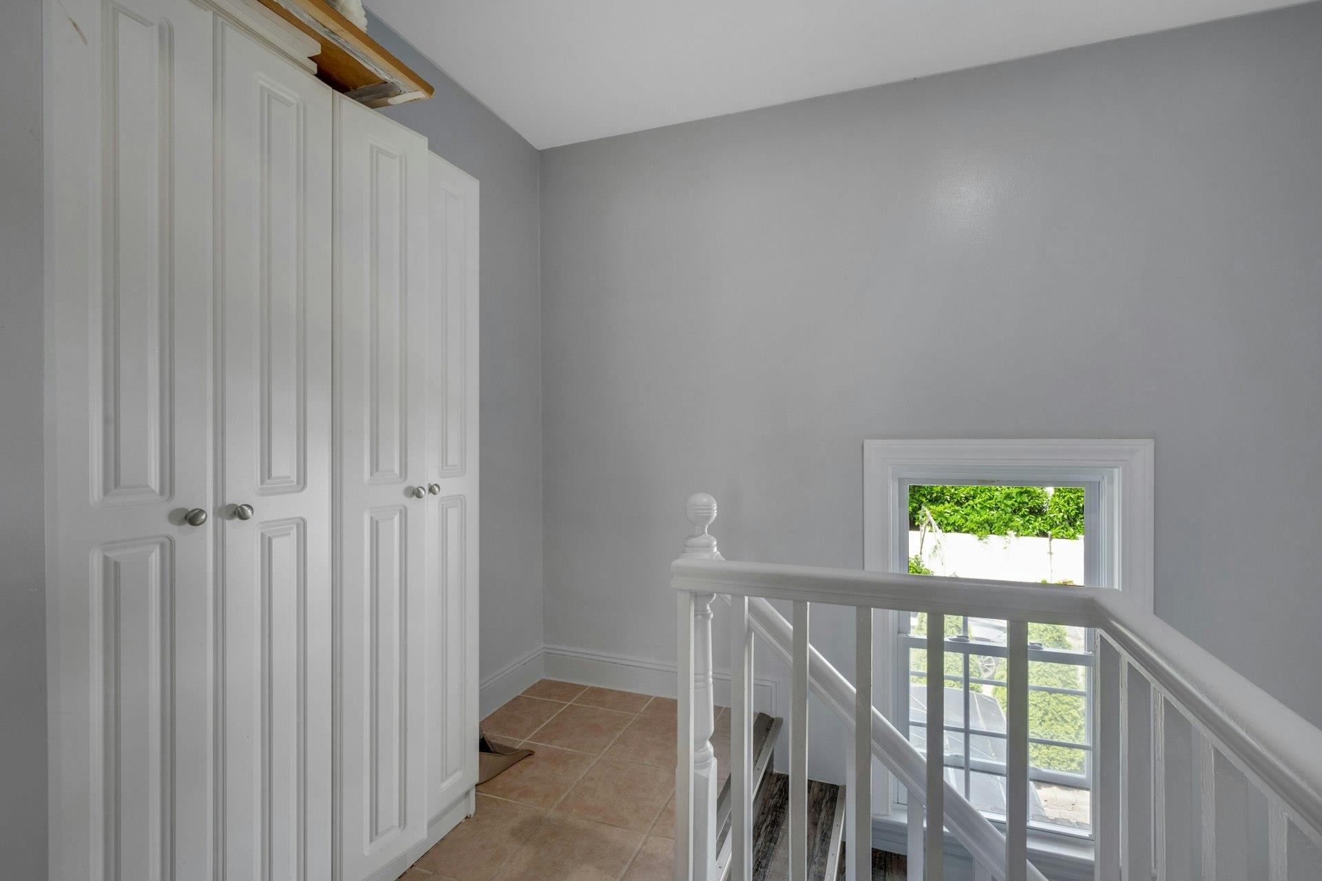 Single Family Pelhamside  Westchester County, NY 10801, MLS-873556-34