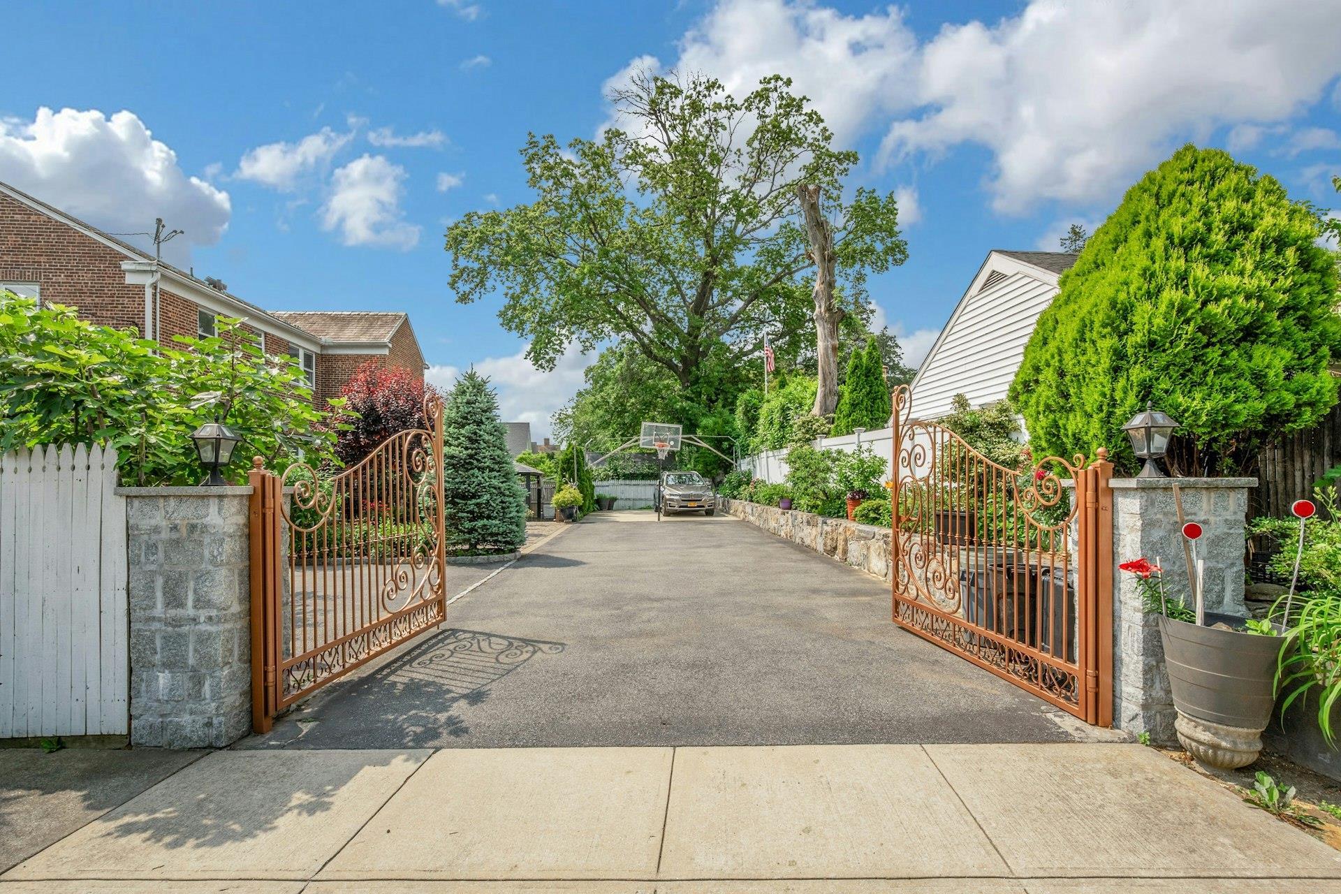 Single Family Pelhamside  Westchester County, NY 10801, MLS-873556-43