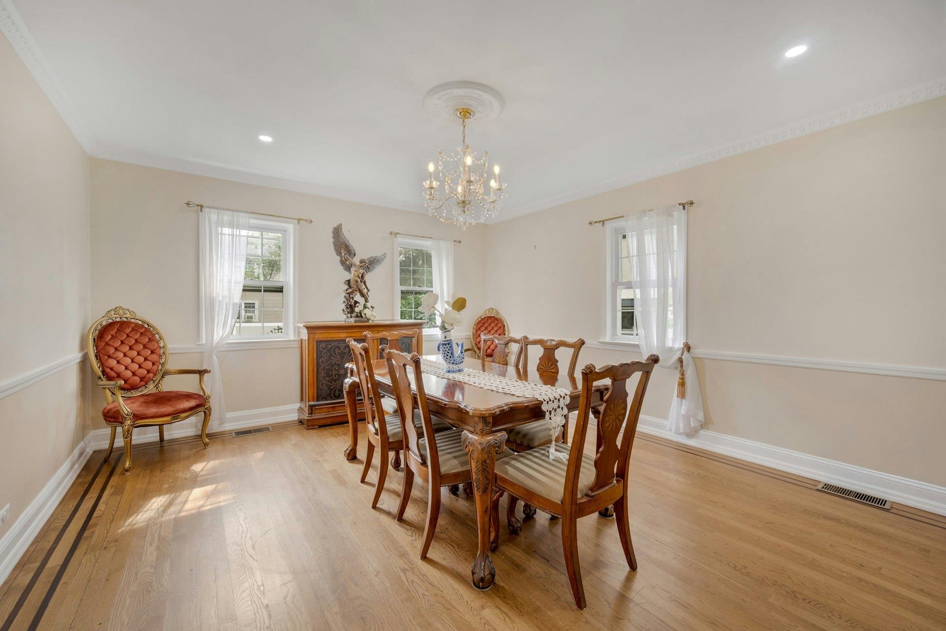 Single Family Pelhamside  Westchester County, NY 10801, MLS-873556-9