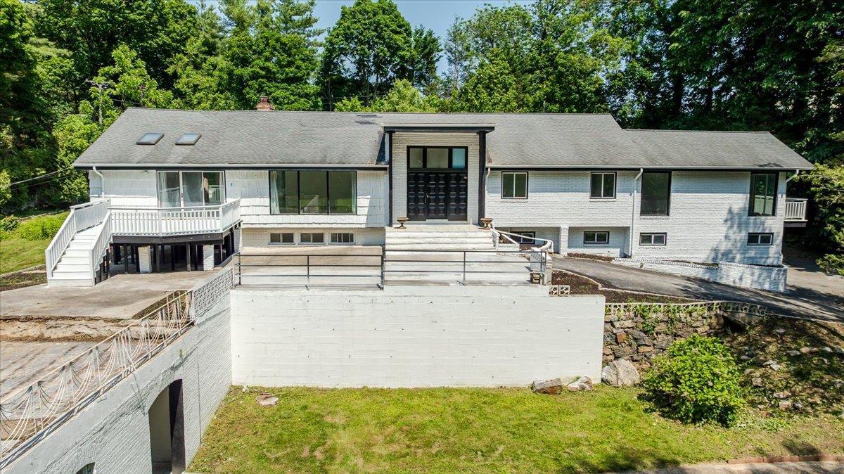 Single Family Shore  Nassau County, NY 11024, MLS-873572-28