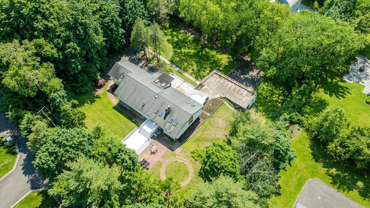 Single Family Shore  Nassau County, NY 11024, MLS-873572-35
