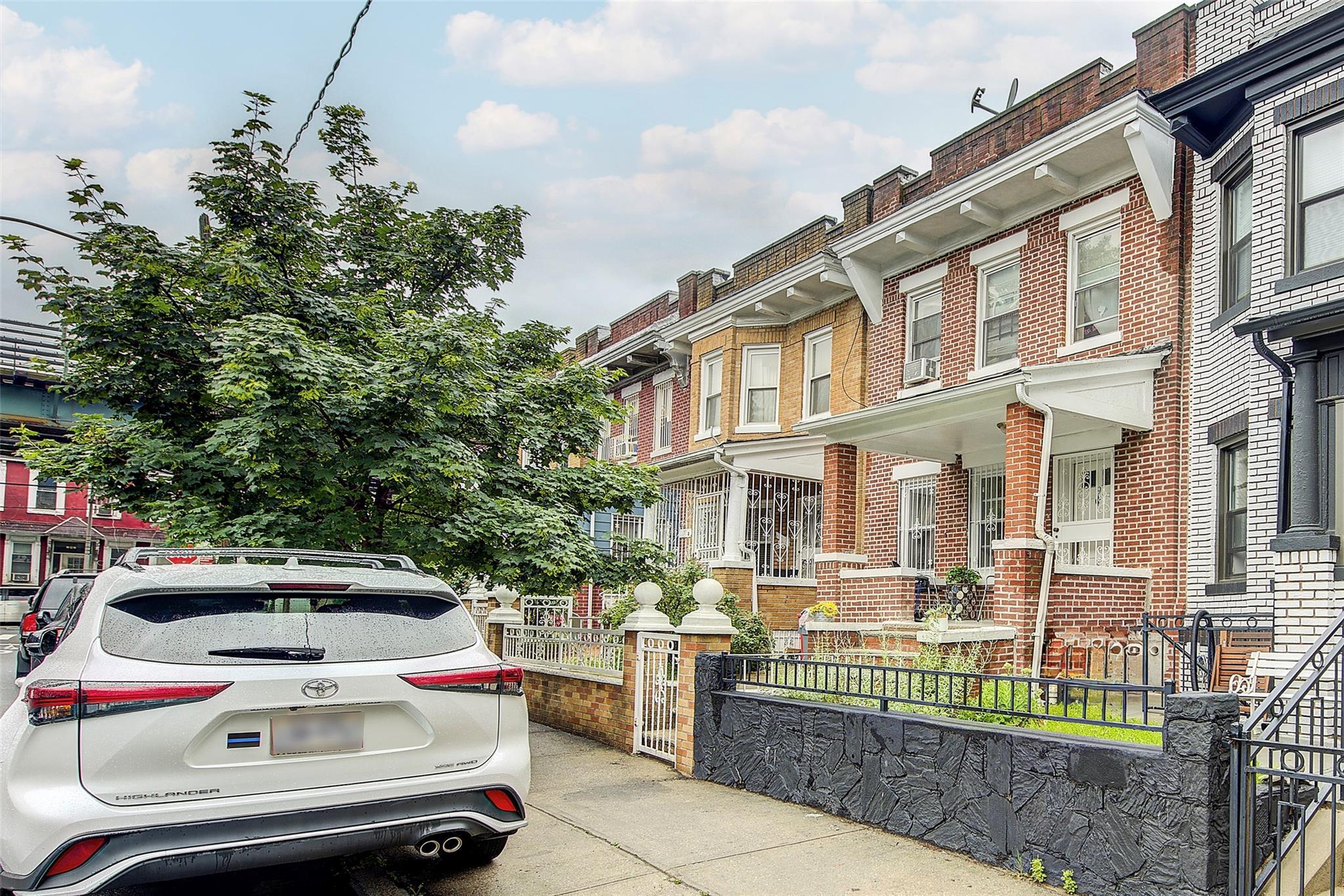 Single Family Adler  Brooklyn, NY 11208, MLS-873628-2