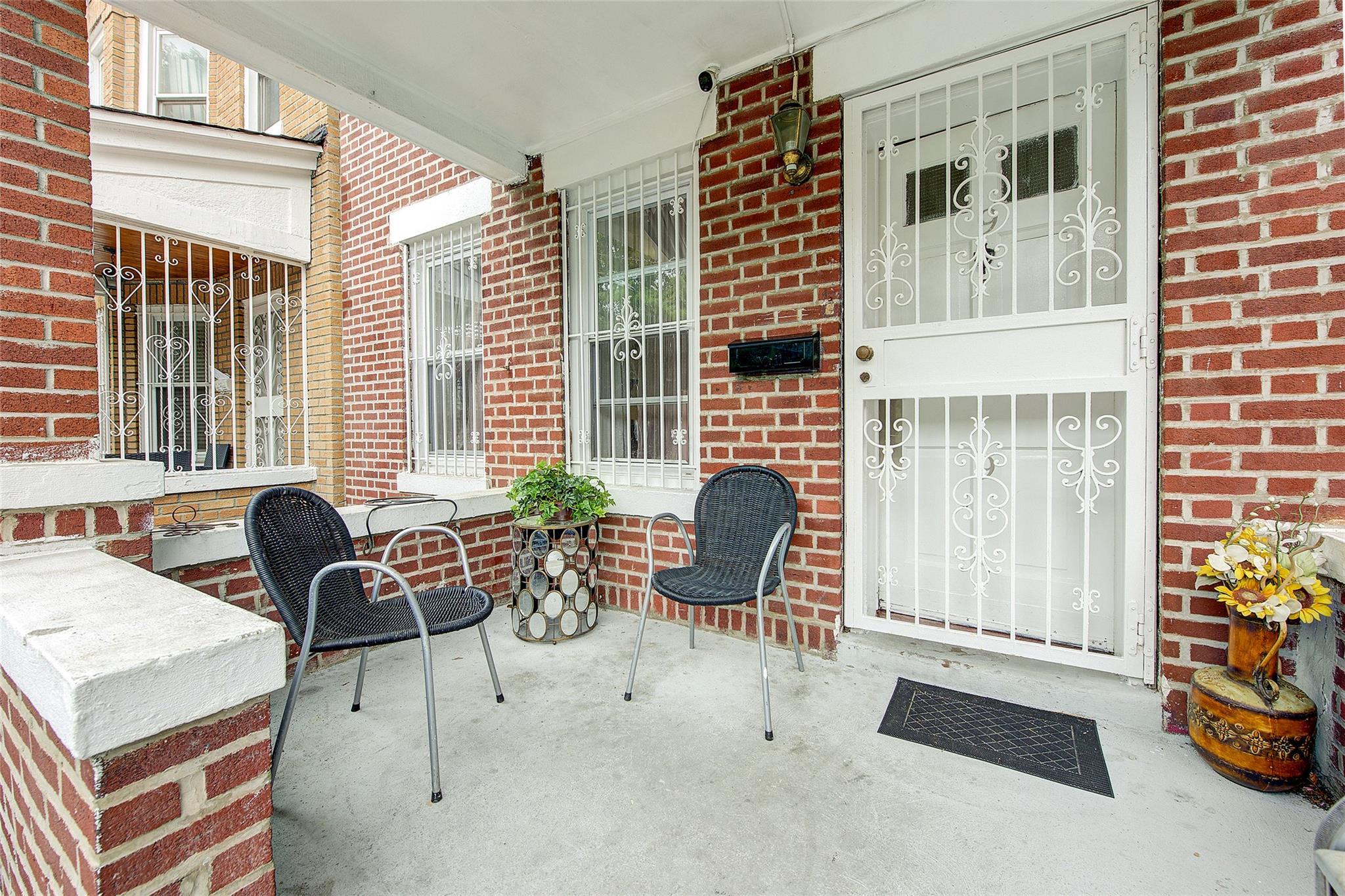 Single Family Adler  Brooklyn, NY 11208, MLS-873628-4