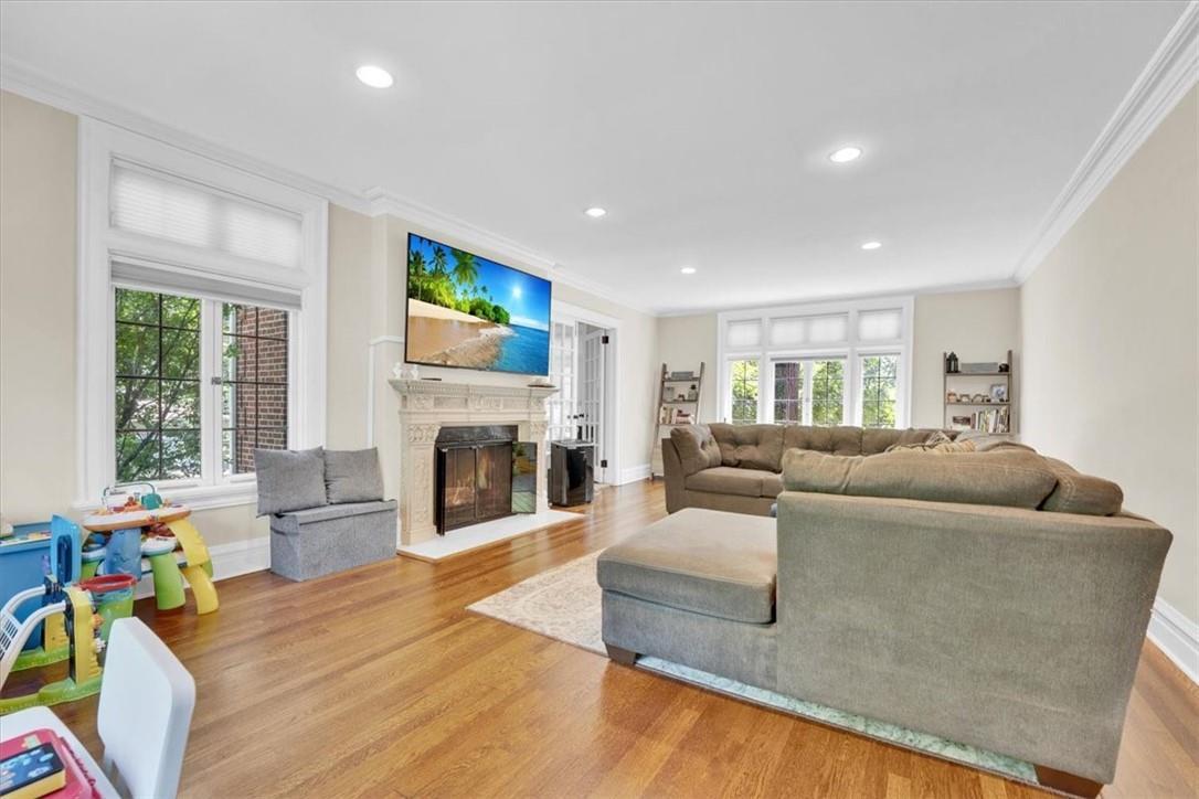 Single Family Rockland  Westchester County, NY 10705, MLS-873643-10