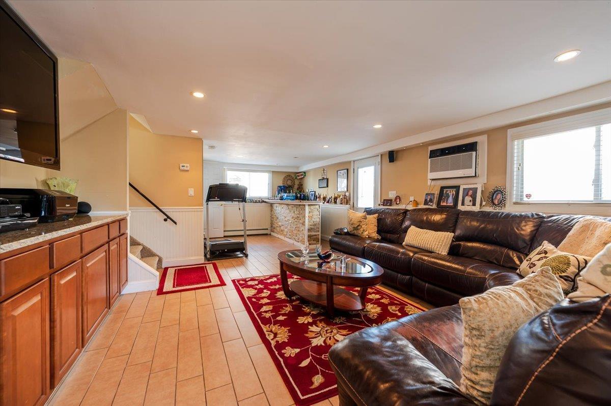 Single Family Cheshire  Nassau County, NY 11096, MLS-873654-12