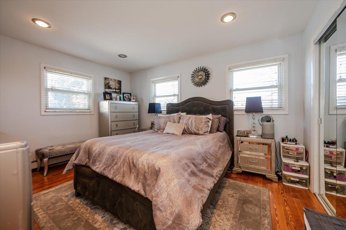 Single Family Cheshire  Nassau County, NY 11096, MLS-873654-13