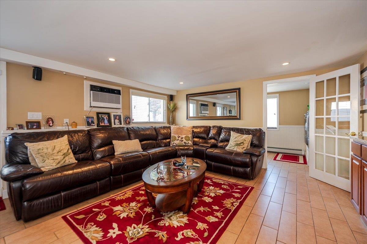 Single Family Cheshire  Nassau County, NY 11096, MLS-873654-9
