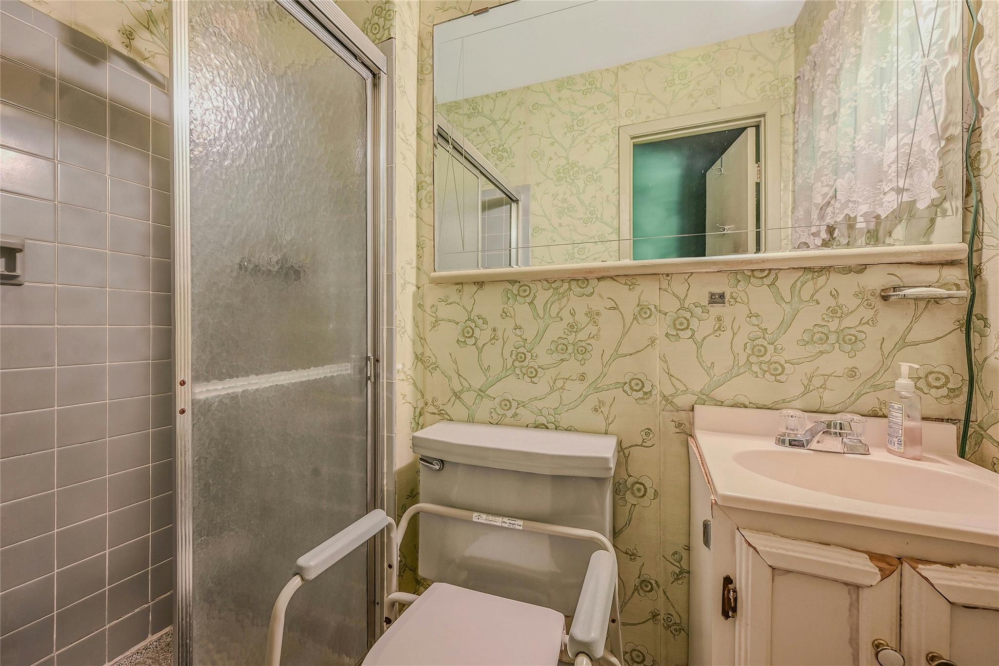Single Family Moonedge  Suffolk County, NY 11768, MLS-873662-16