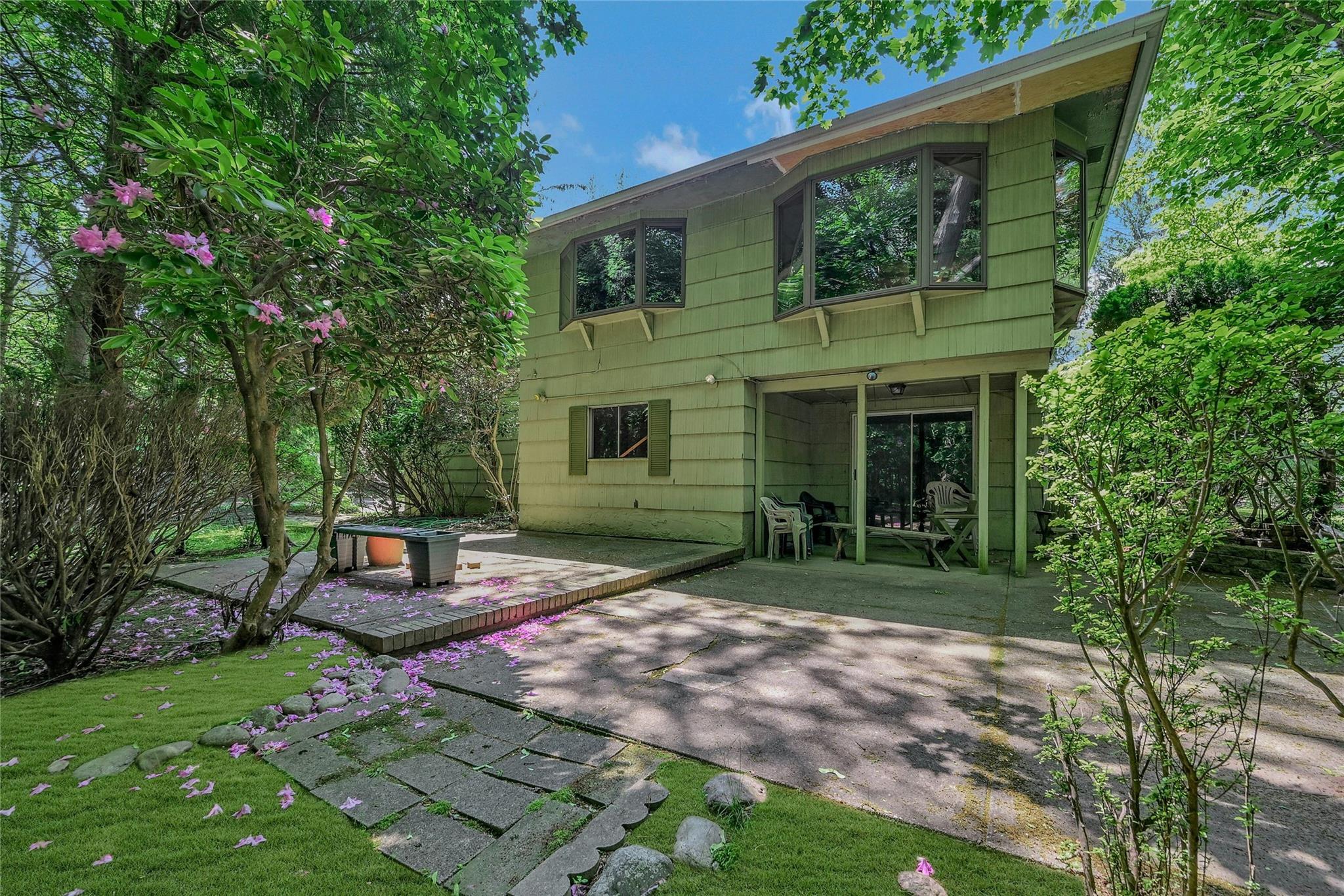 Single Family Moonedge  Suffolk County, NY 11768, MLS-873662-29