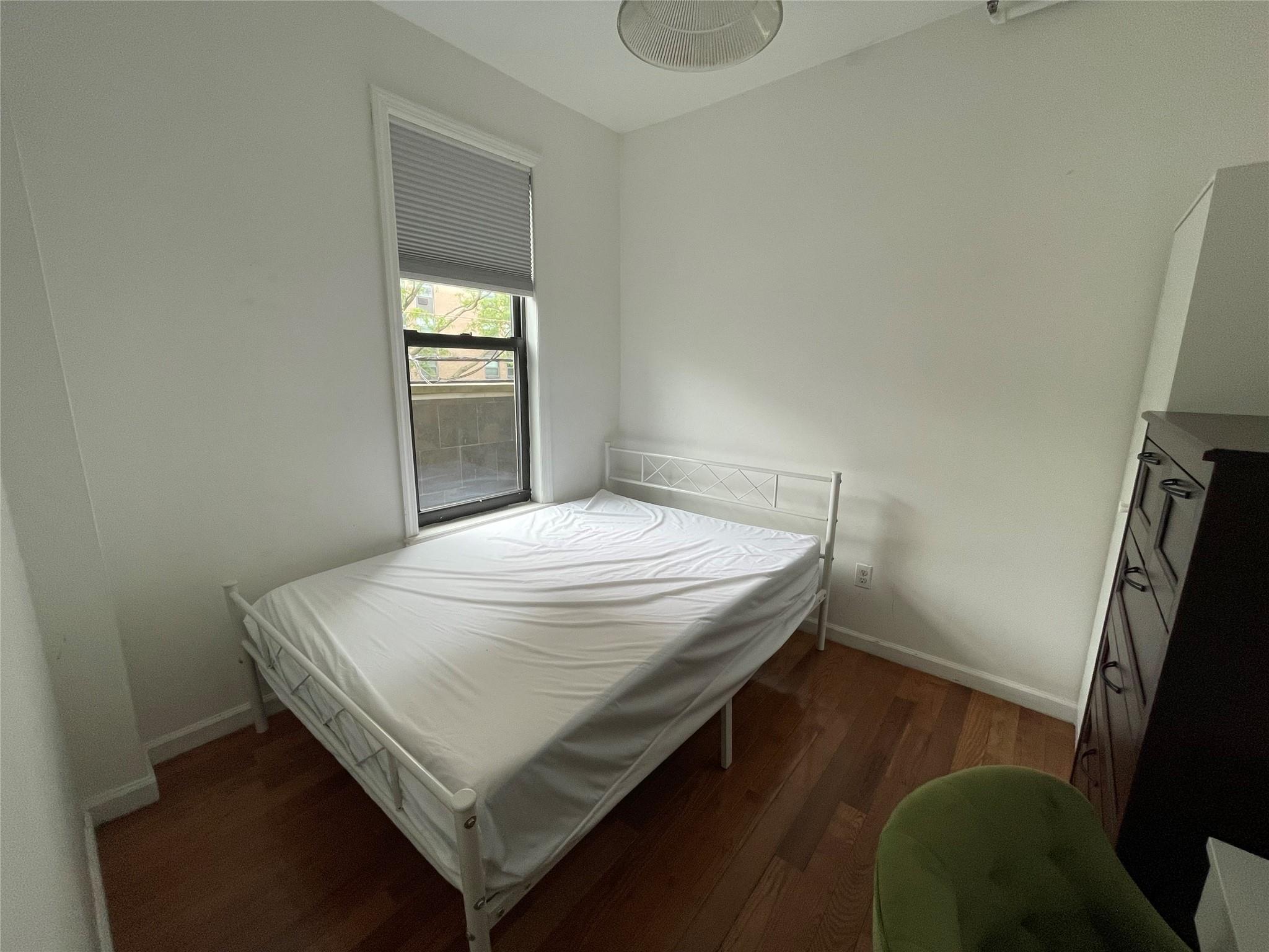 Single Family 191st  Bronx, NY 10458, MLS-873673-18