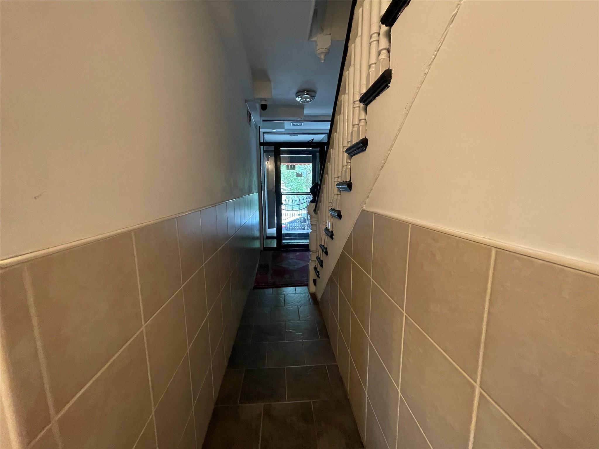 Single Family 191st  Bronx, NY 10458, MLS-873673-26
