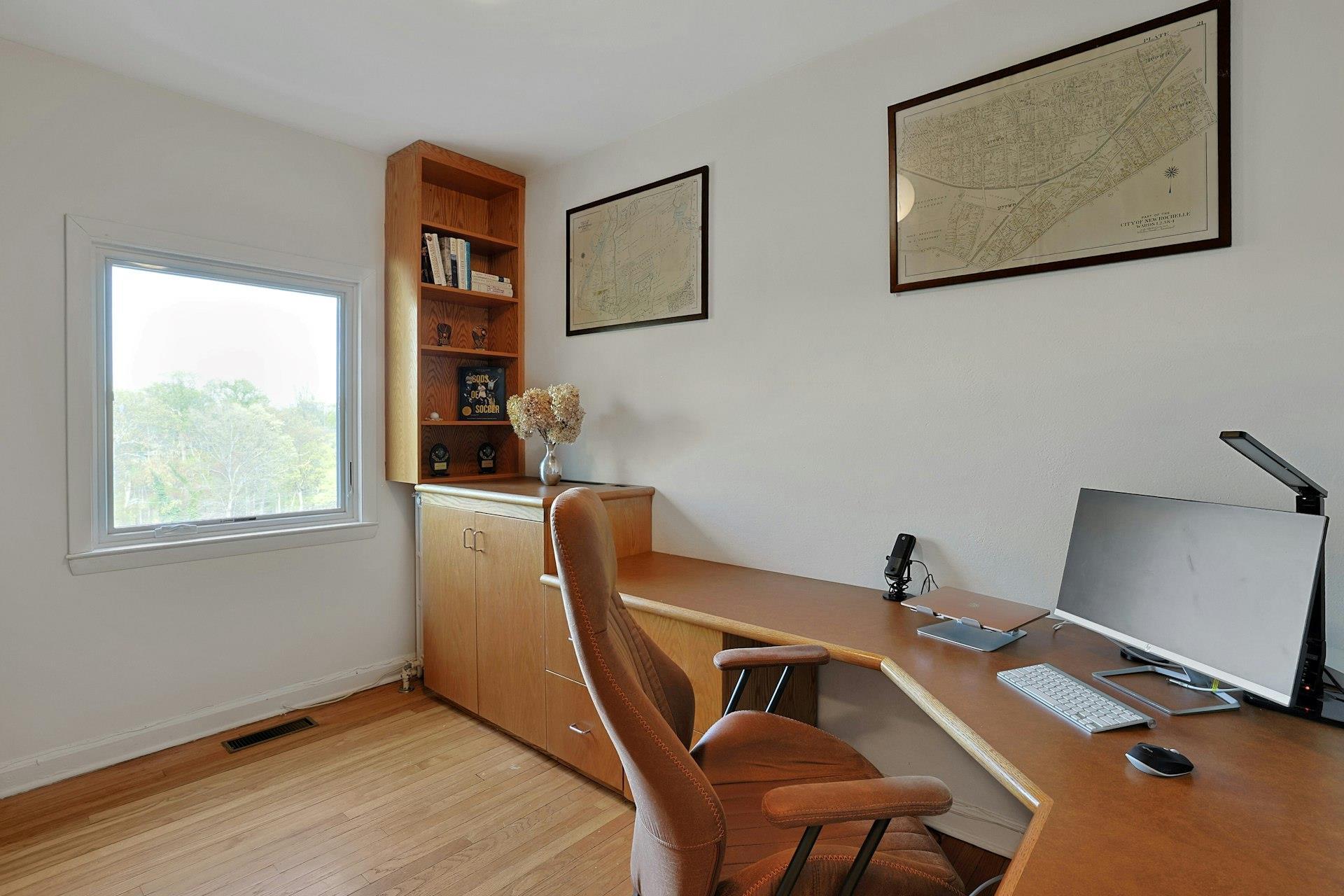 Single Family Lyncroft  Westchester County, NY 10804, MLS-873689-12