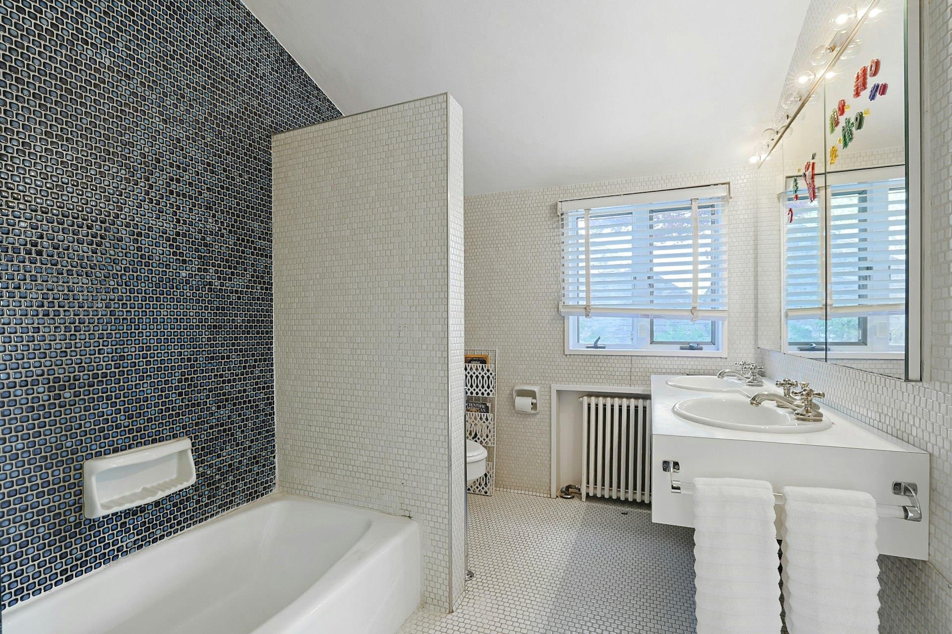 Single Family Lyncroft  Westchester County, NY 10804, MLS-873689-23