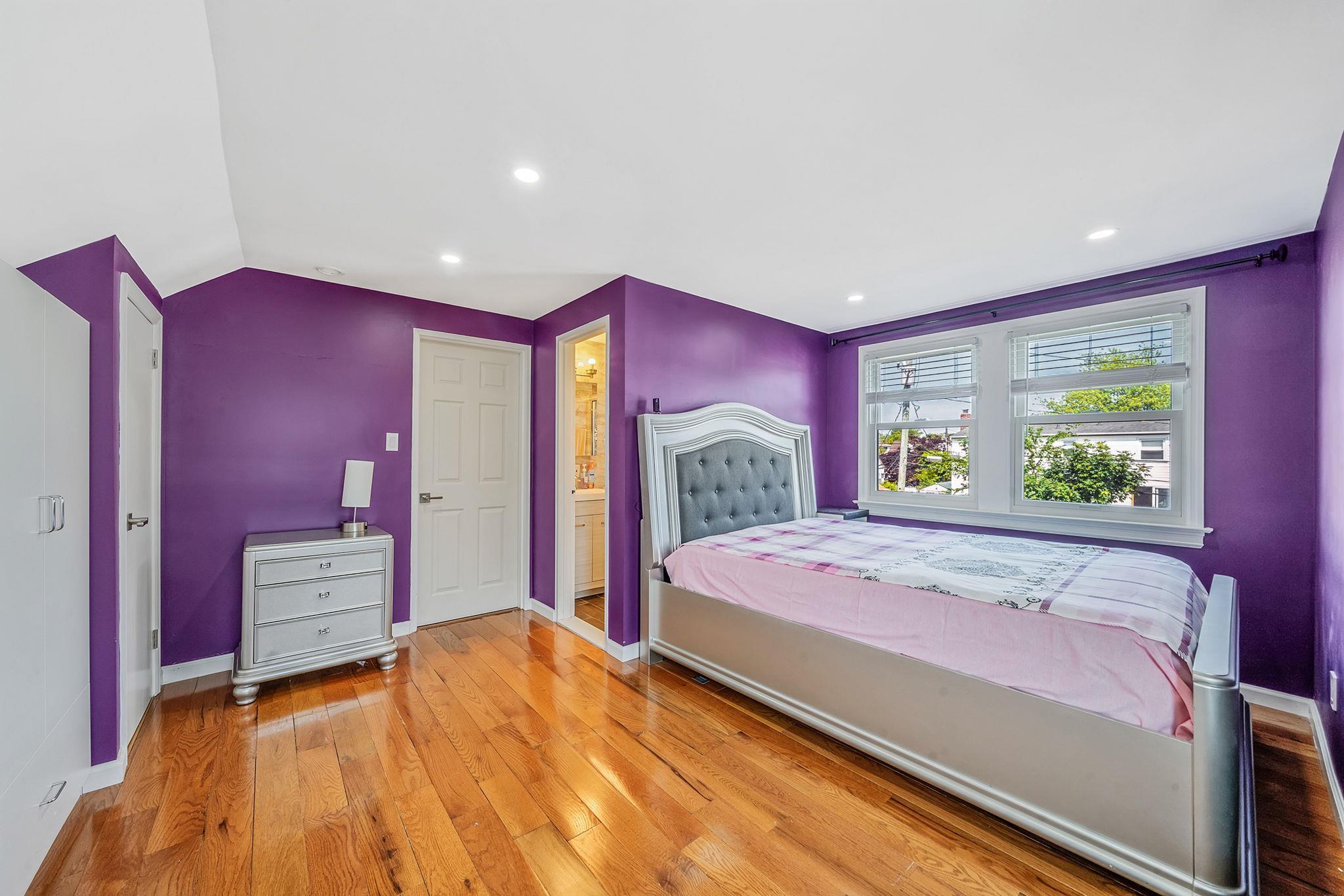 Single Family Franklin Nassau County, NY 11580, MLS-873692-20