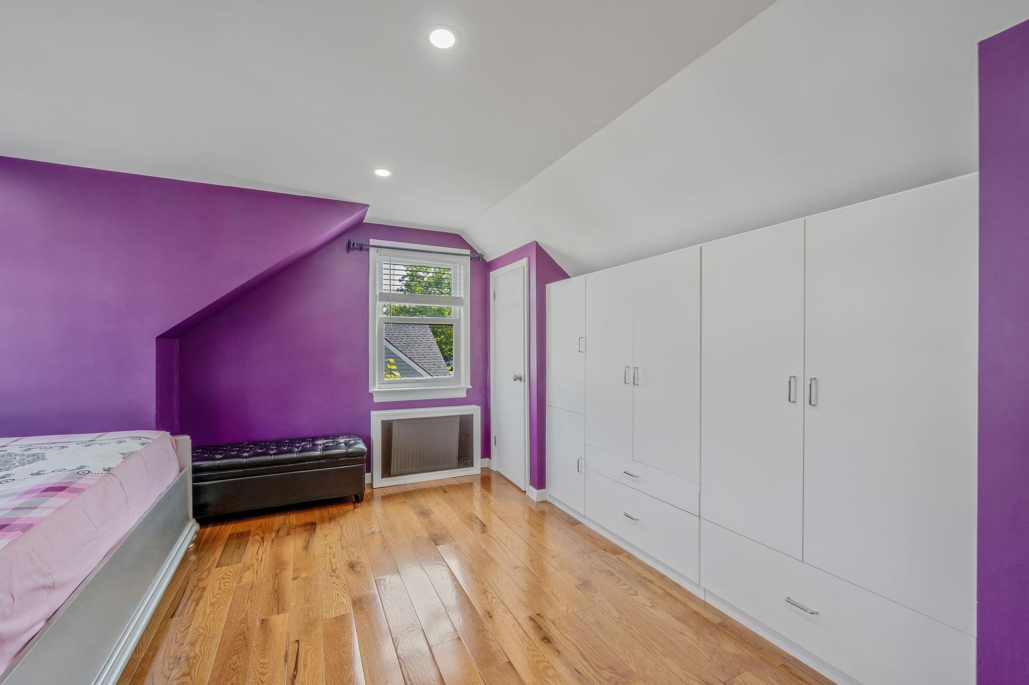 Single Family Franklin Nassau County, NY 11580, MLS-873692-21