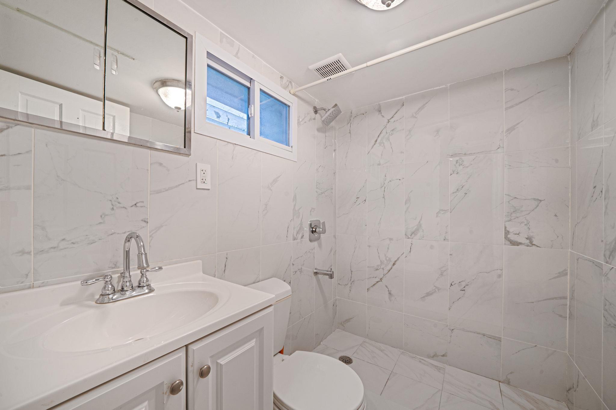 Single Family Franklin Nassau County, NY 11580, MLS-873692-24