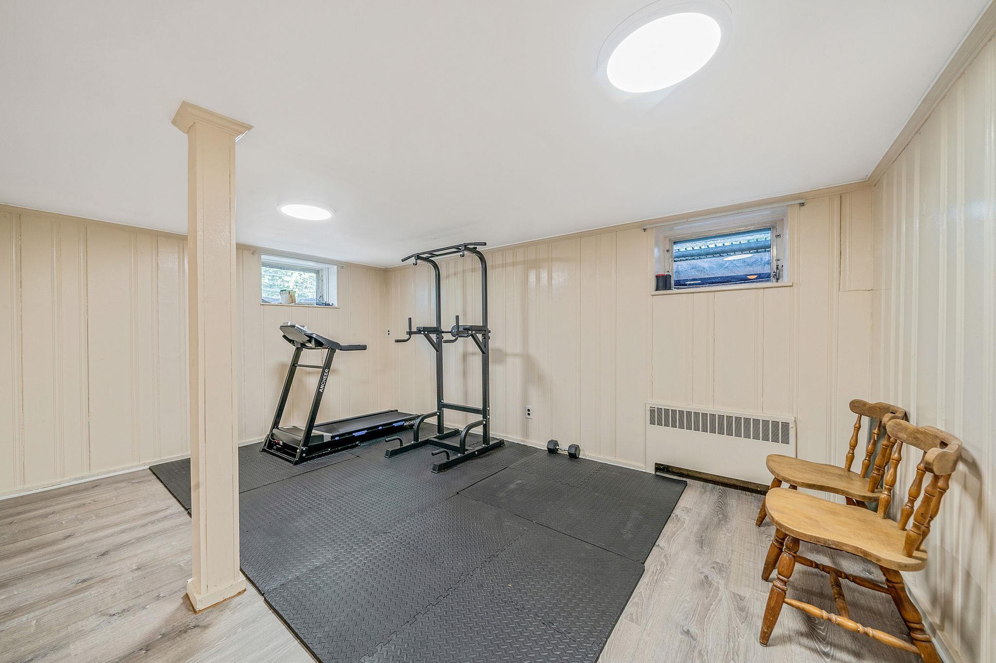 Single Family Franklin Nassau County, NY 11580, MLS-873692-27