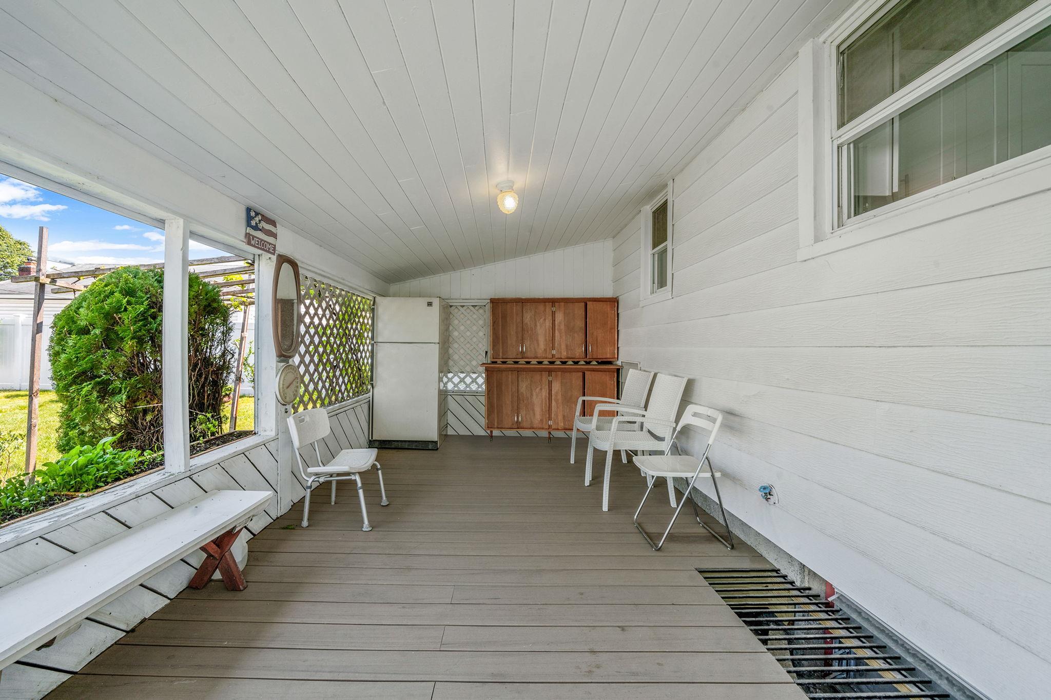 Single Family Franklin Nassau County, NY 11580, MLS-873692-30