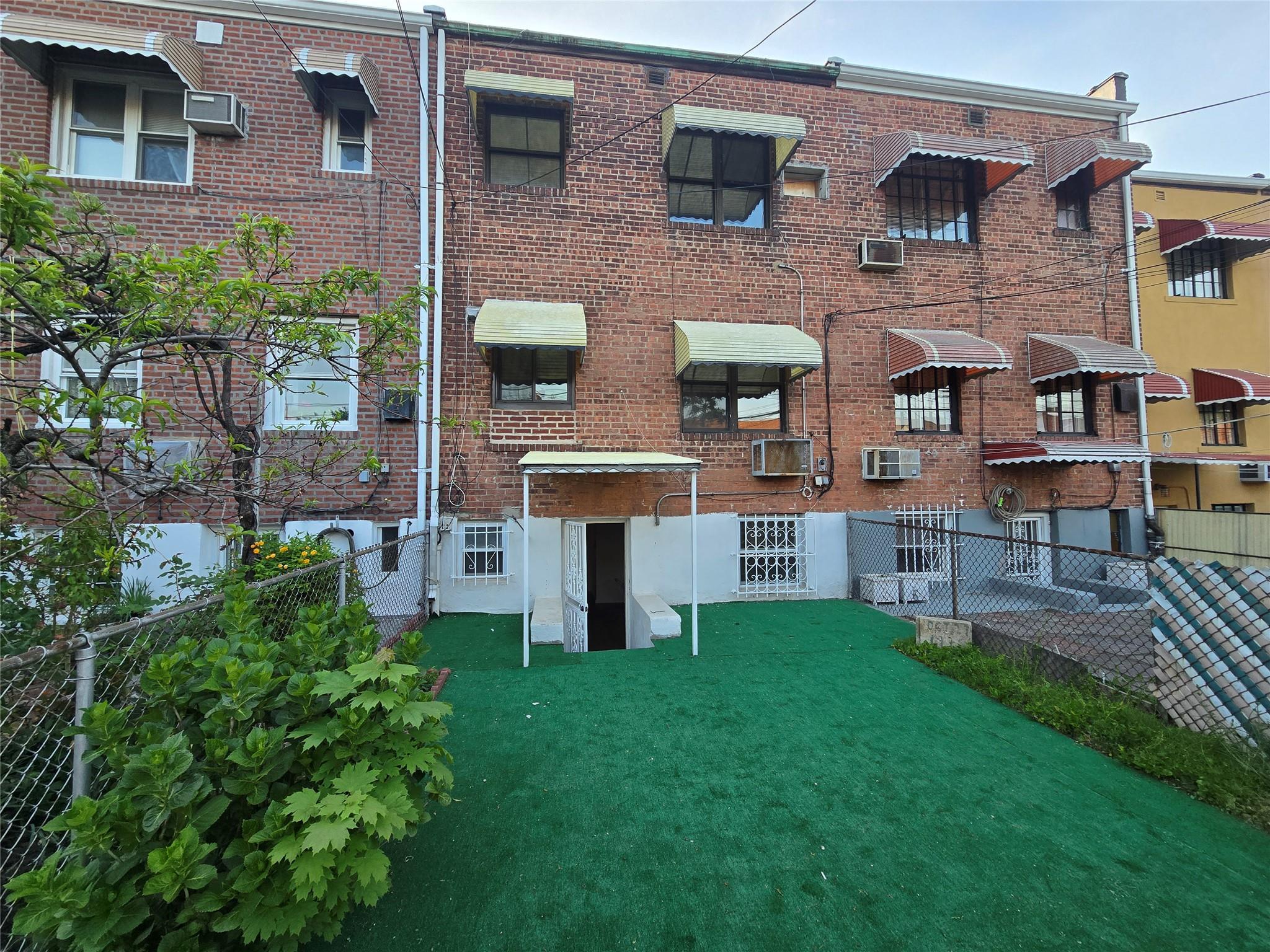 Single Family 50th  Queens, NY 11377, MLS-873709-28