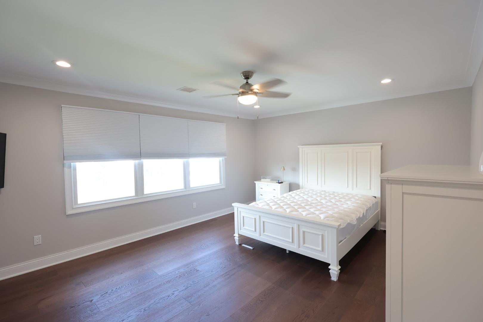 Single Family Washington  Nassau County, NY 11710, MLS-873720-28