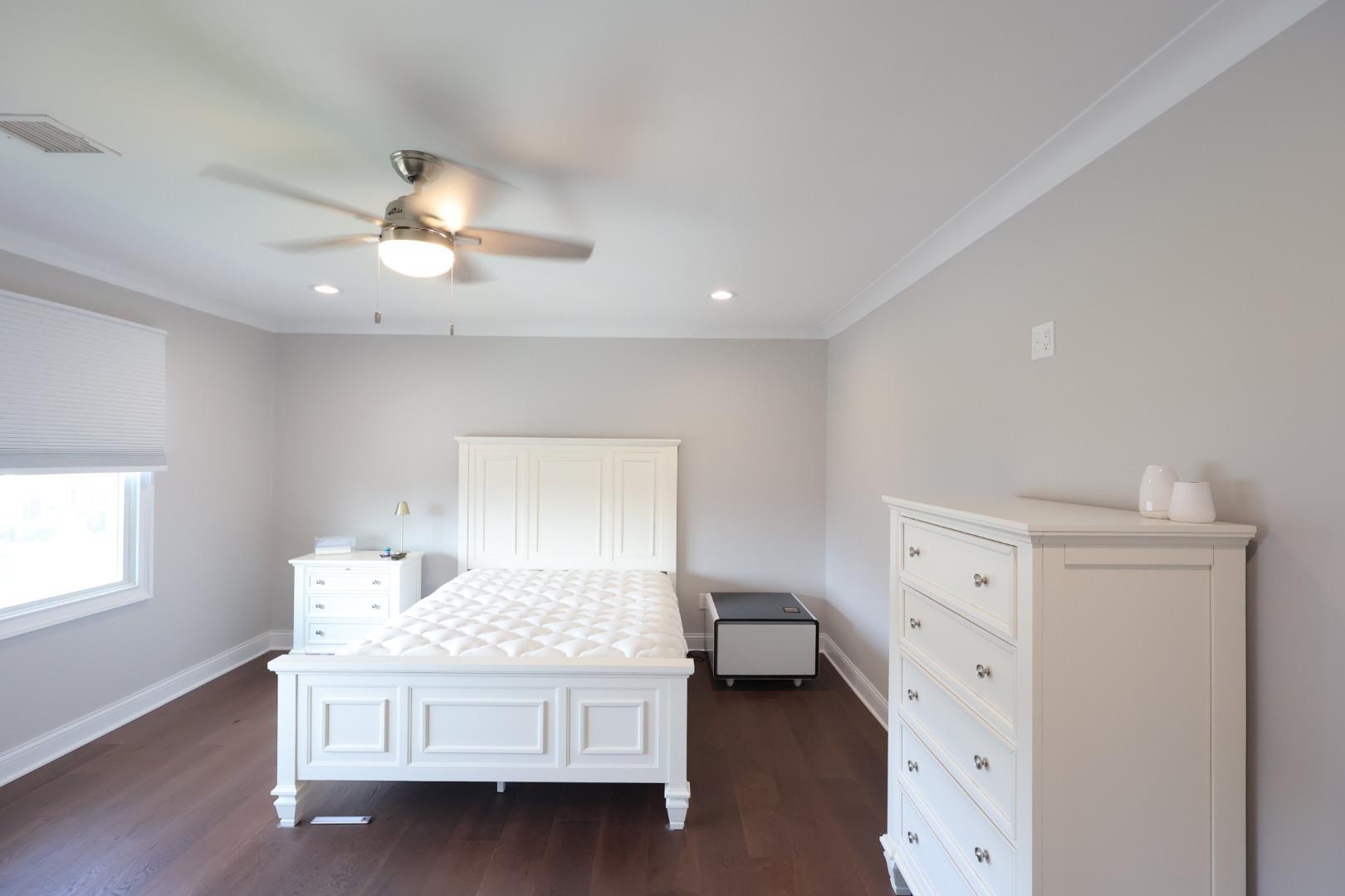 Single Family Washington  Nassau County, NY 11710, MLS-873720-29