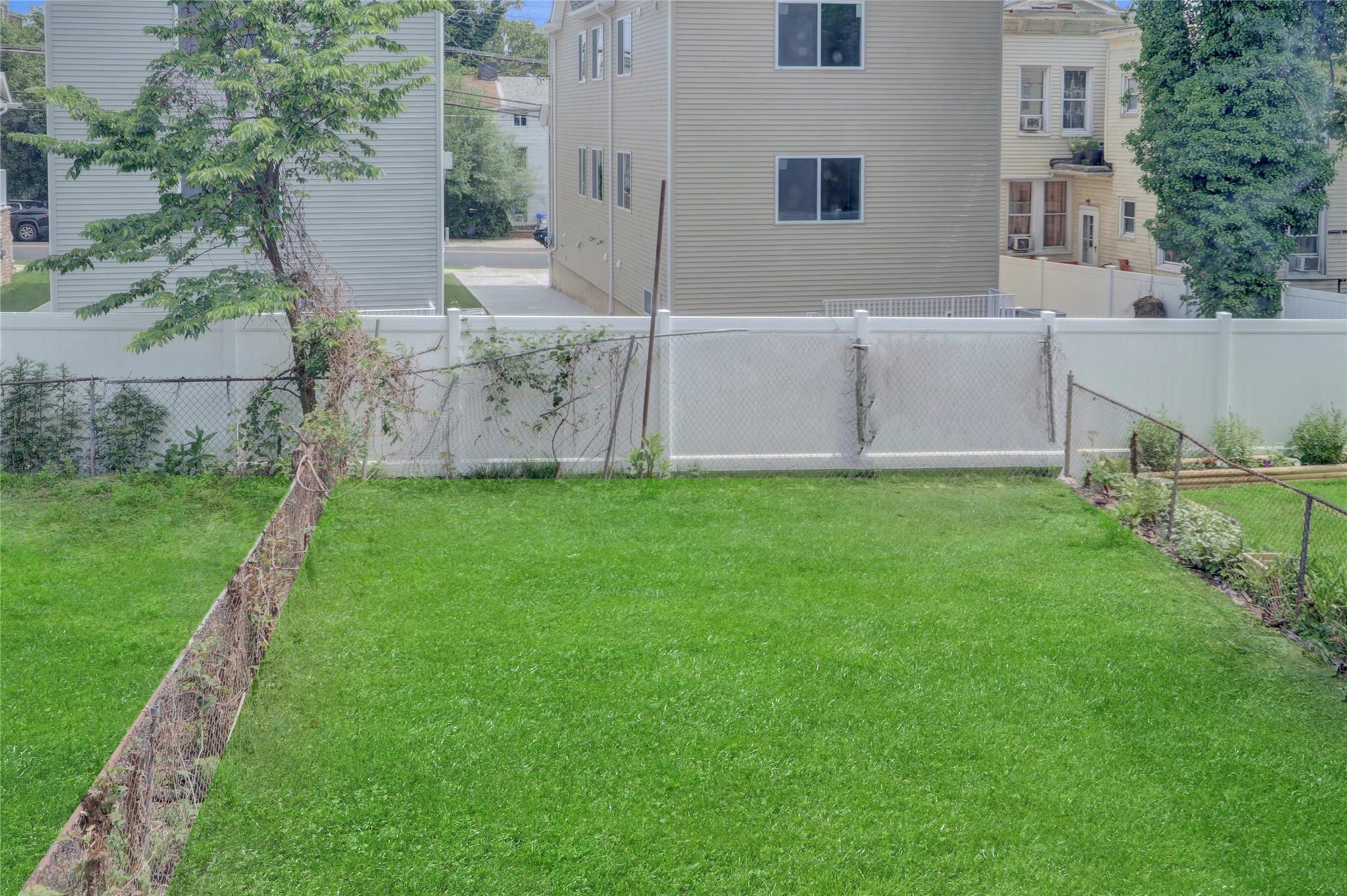 Single Family Wright  Staten Island, NY 10304, MLS-873735-16