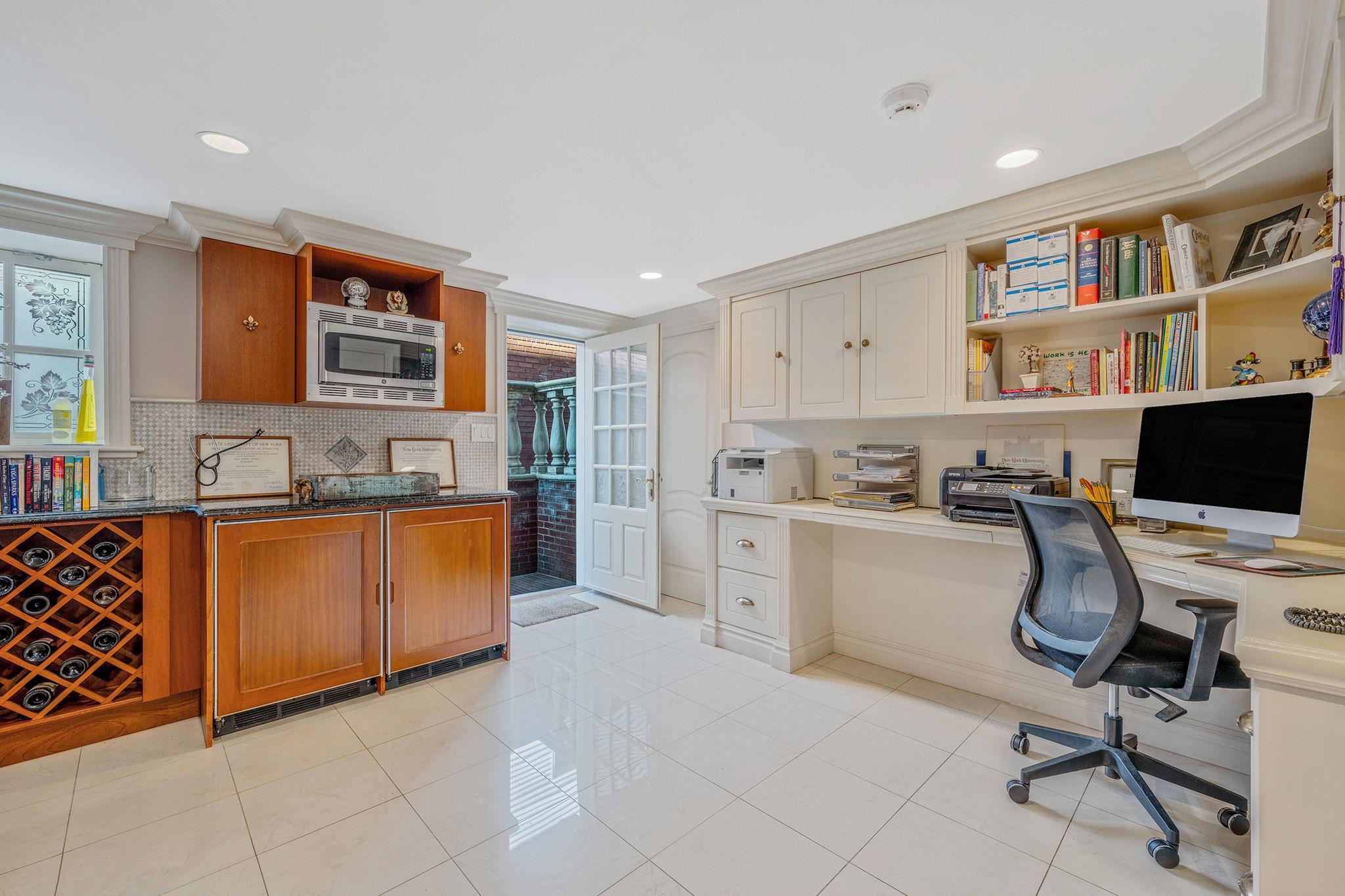 Single Family 90th  Queens, NY 11414, MLS-873745-41