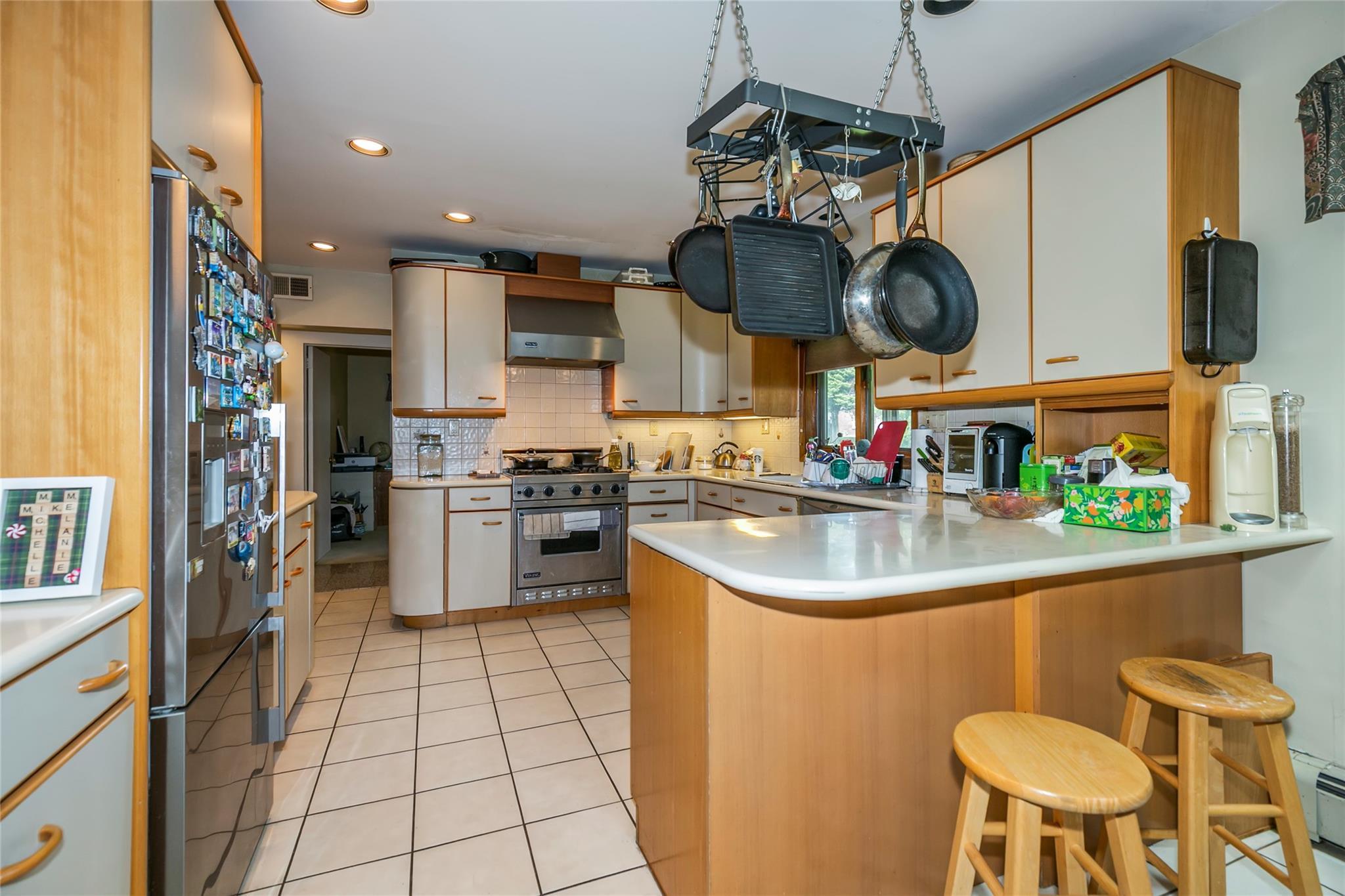 Single Family Dale Carnegie  Nassau County, NY 11020, MLS-873757-11
