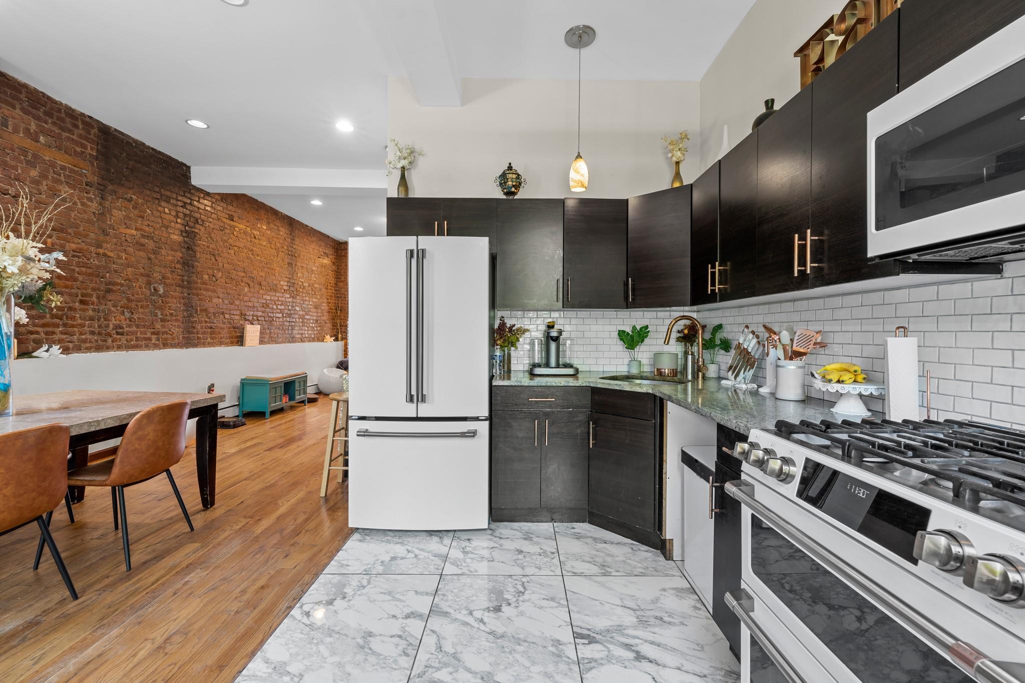 Single Family Lexington  Brooklyn, NY 11221, MLS-873762-19