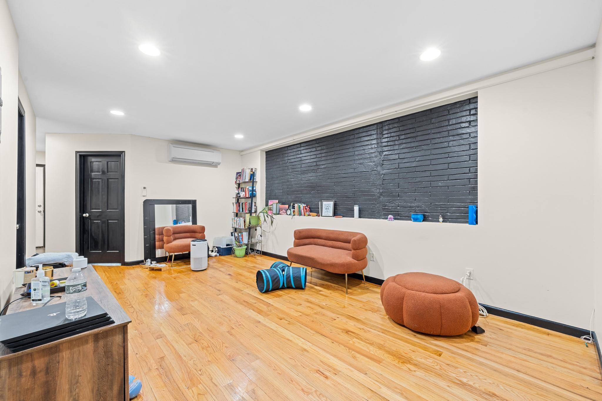 Single Family Lexington  Brooklyn, NY 11221, MLS-873762-37