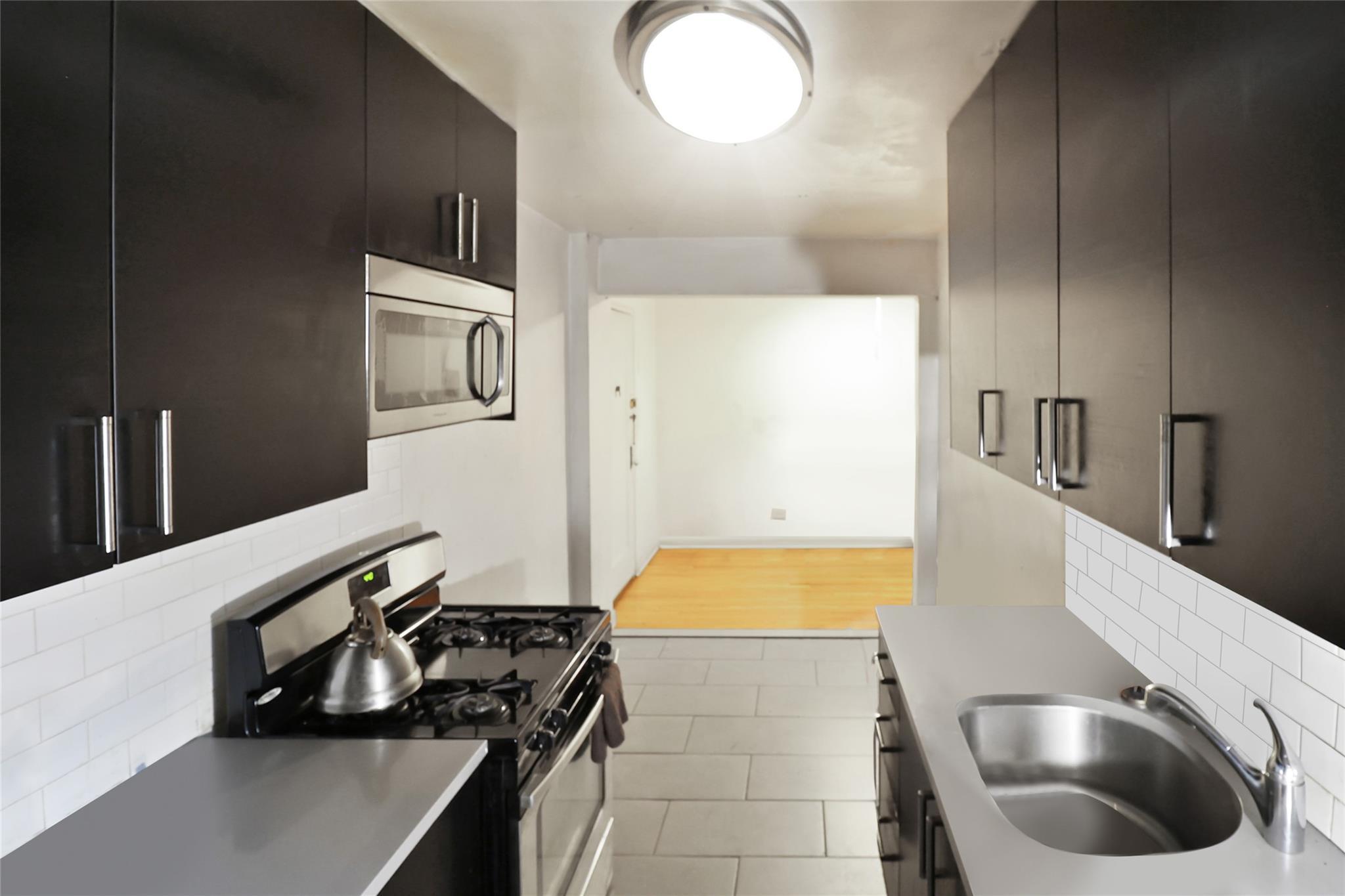 Coop Wallace  Bronx, NY 10462, MLS-873766-10