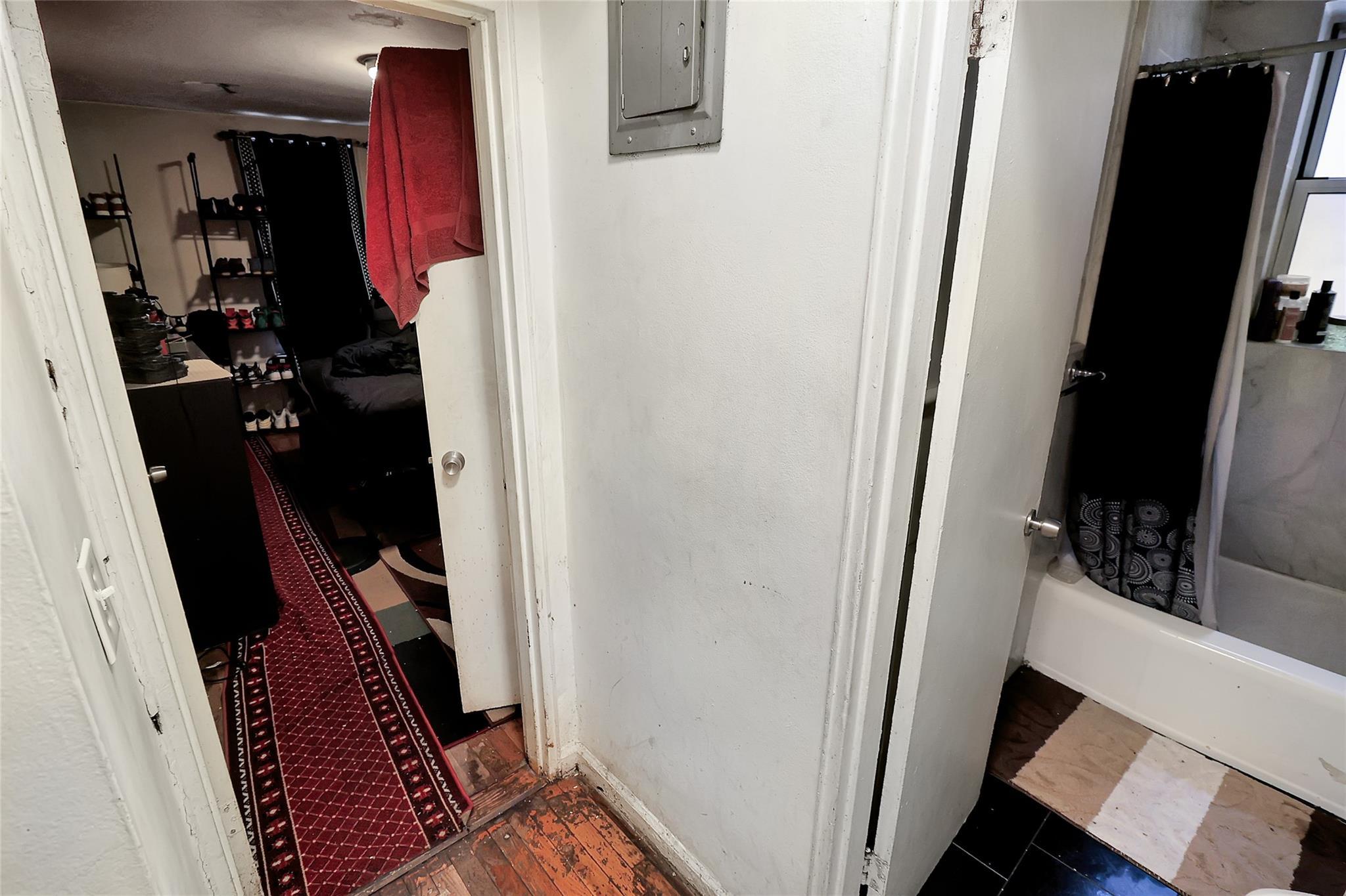 Coop Wallace  Bronx, NY 10462, MLS-873766-21