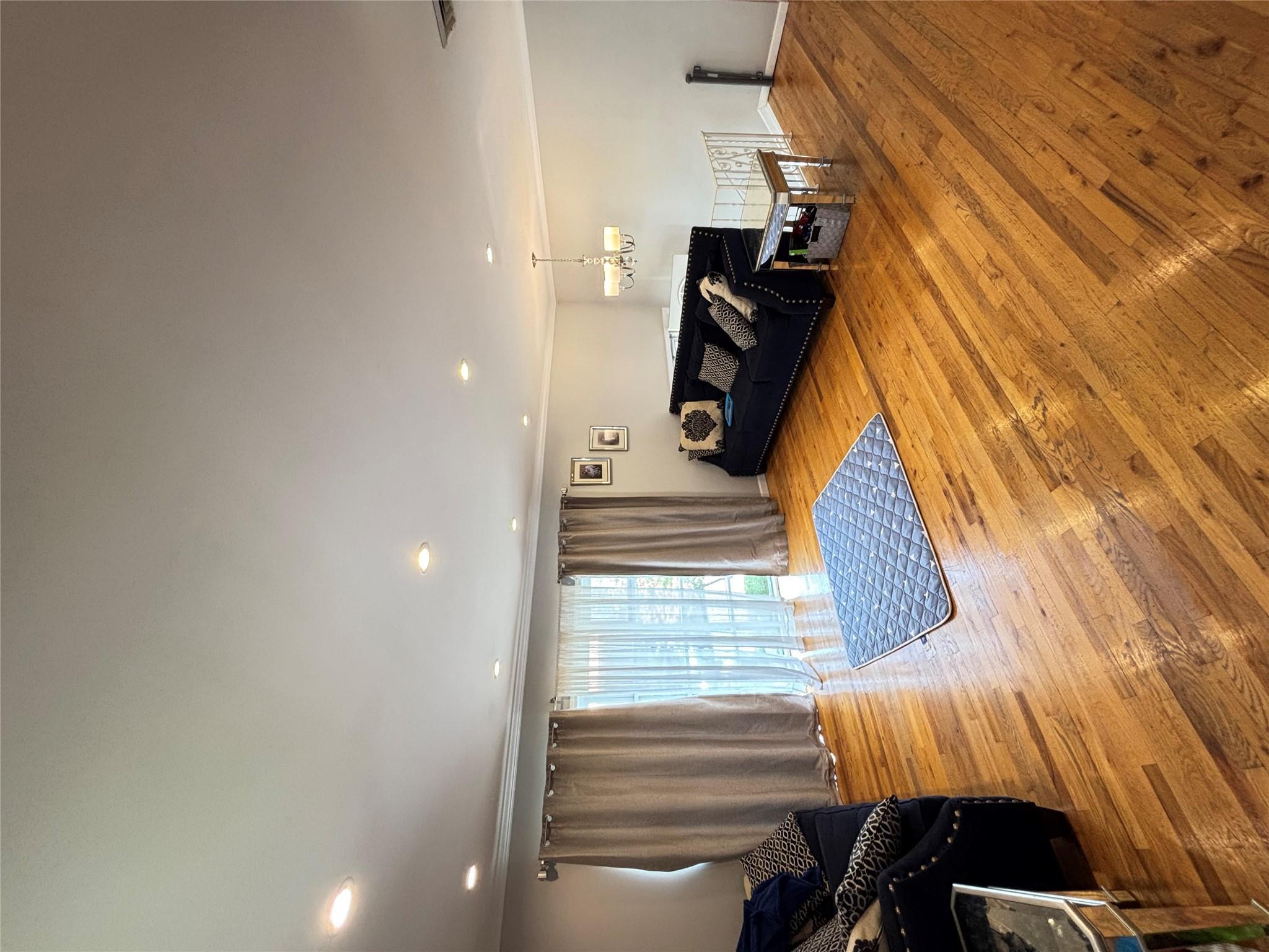 Single Family Valley  Nassau County, NY 11581, MLS-873774-13