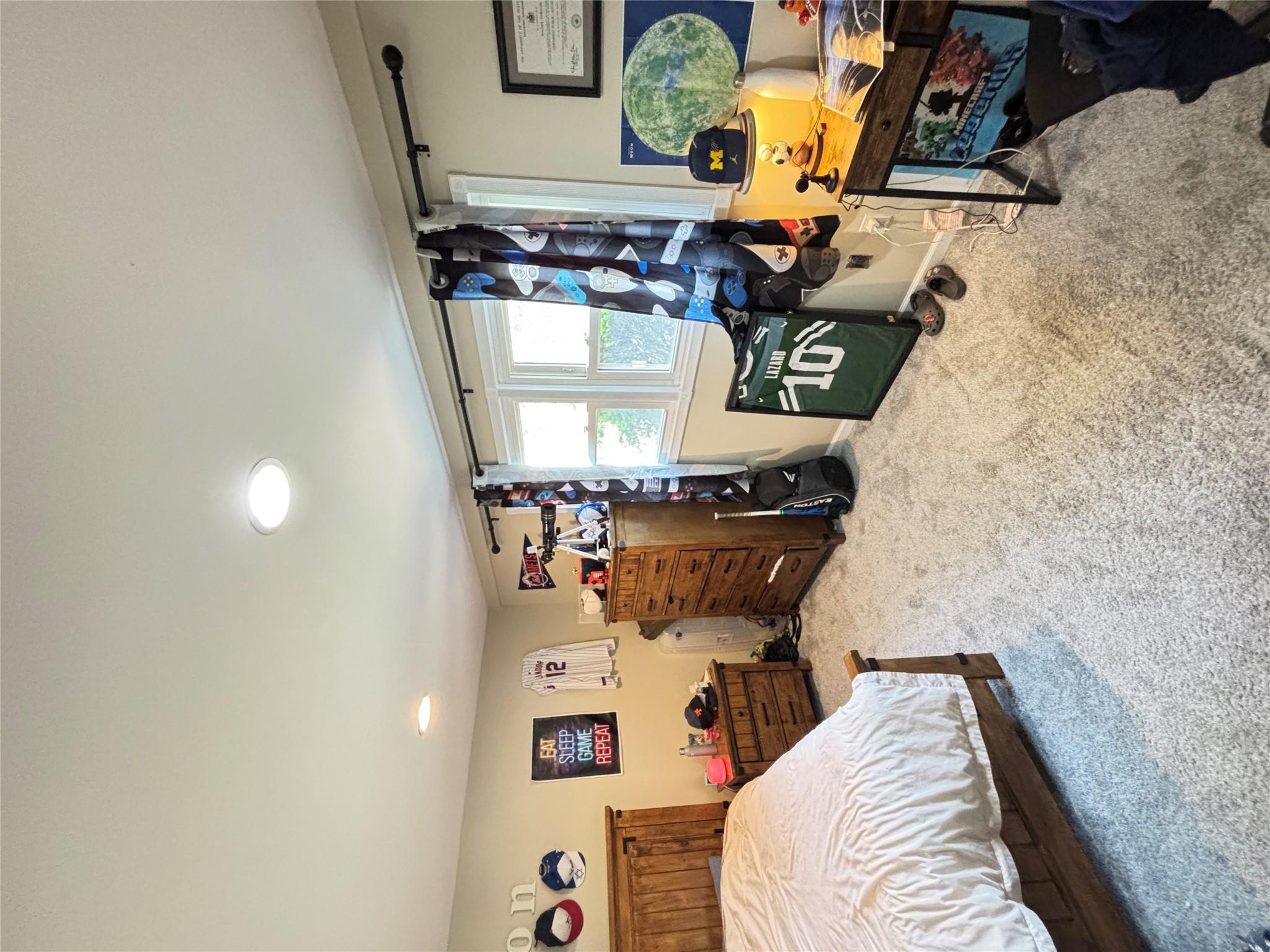 Single Family Valley  Nassau County, NY 11581, MLS-873774-21