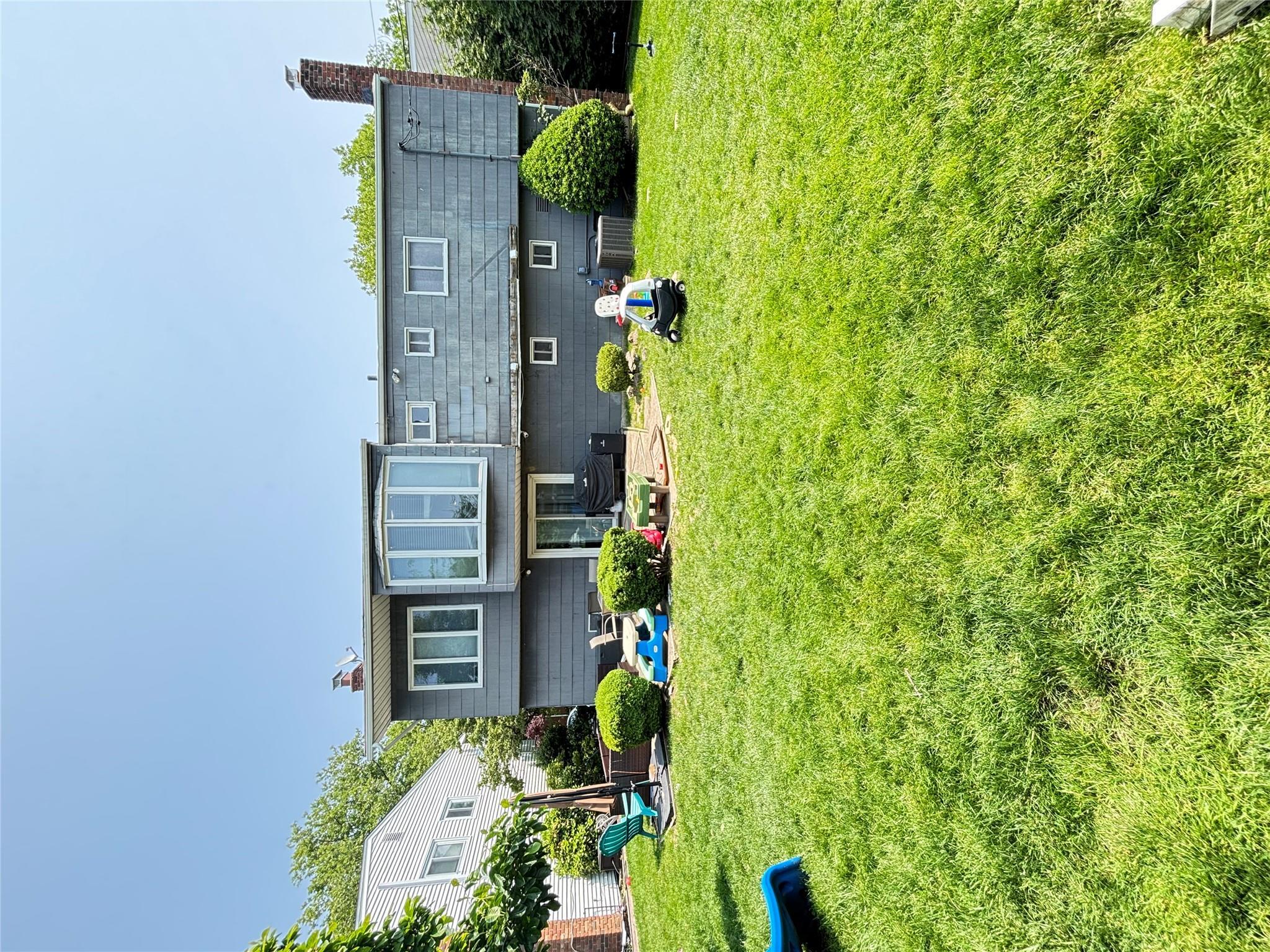 Single Family Valley  Nassau County, NY 11581, MLS-873774-3