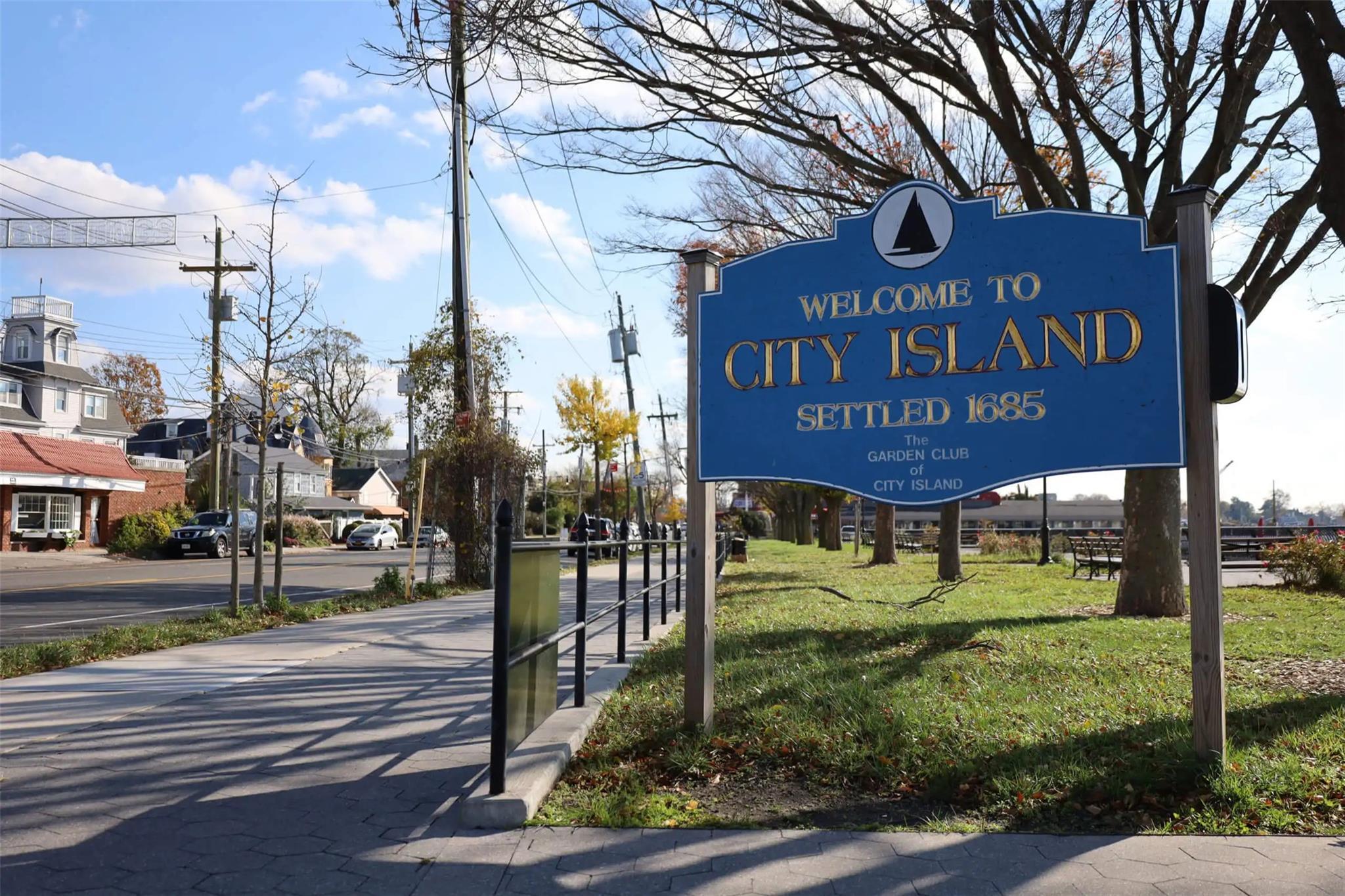 Single Family Pennyfield  Bronx, NY 10465, MLS-873781-22